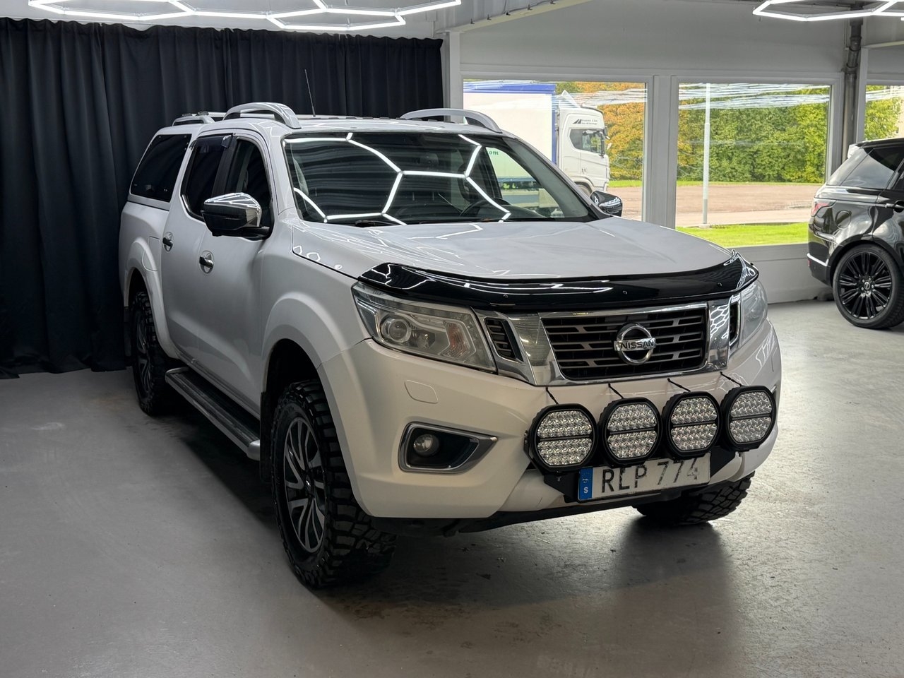 Nissan Navara 2018, bild 2/10