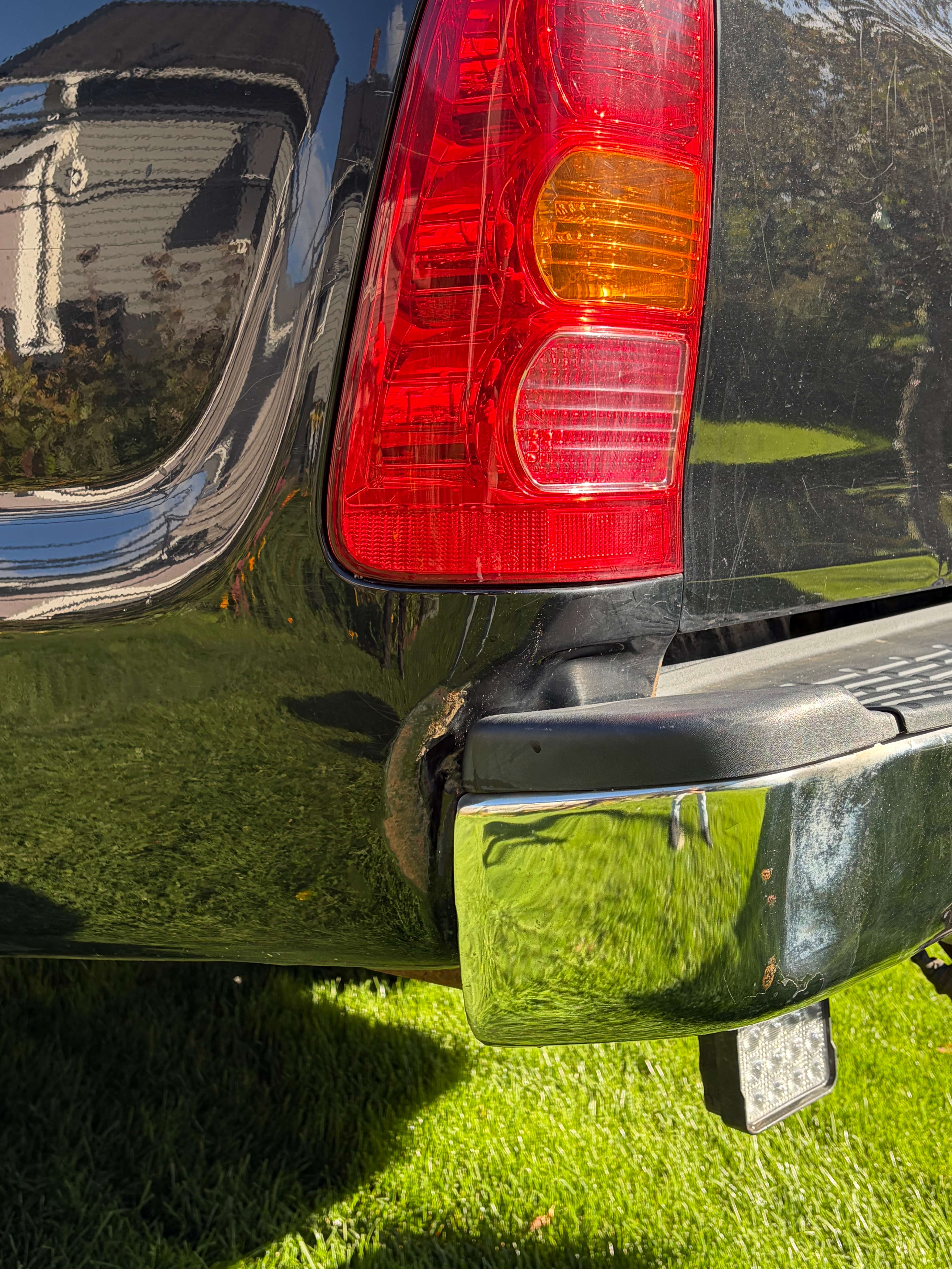 Toyota HiLux 2010, bild 8/8