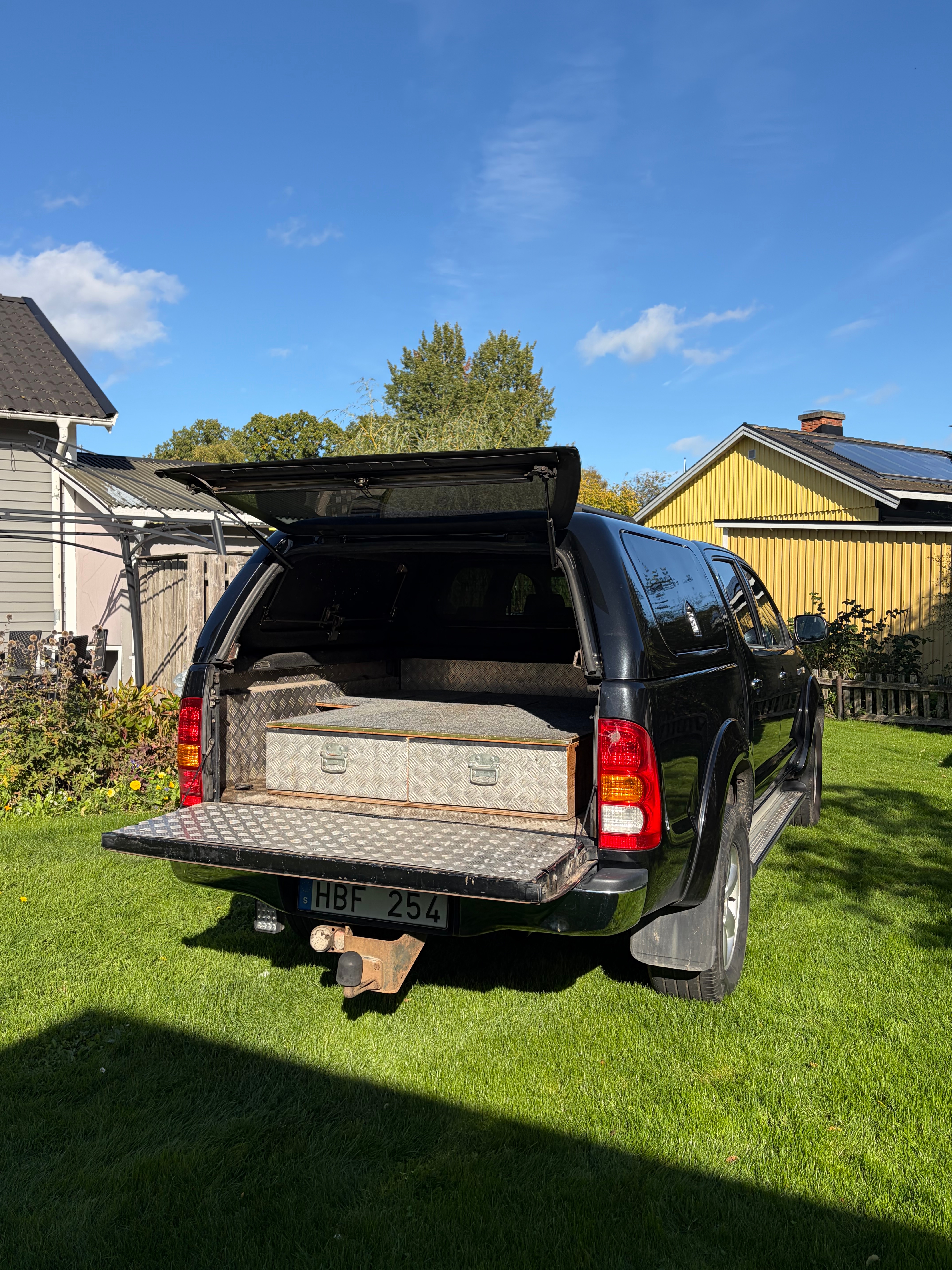 Toyota HiLux 2010, bild 5/8