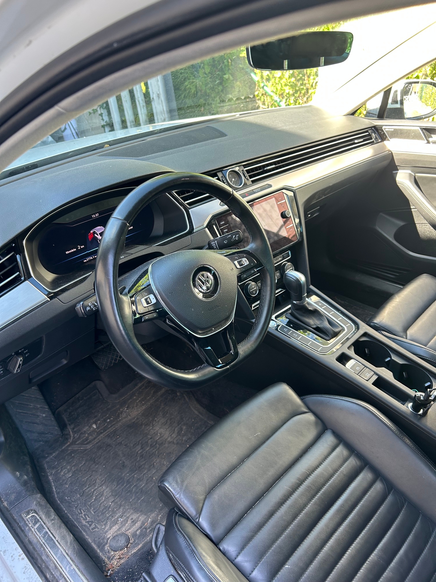 Volkswagen Passat 2018, bild 4/4