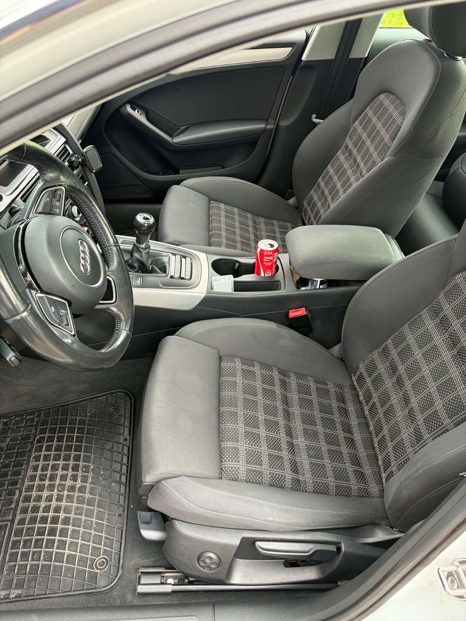 Audi A4 Sedan 1.8 TFSI Manuell 2014, bild 5/6