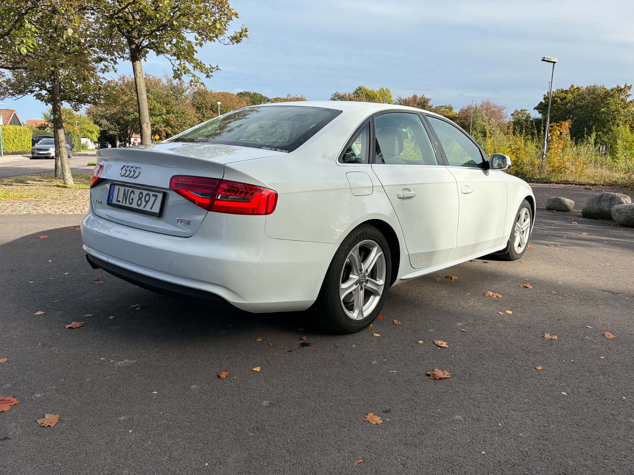 Audi A4 Sedan 1.8 TFSI Manuell 2014, bild 3/6
