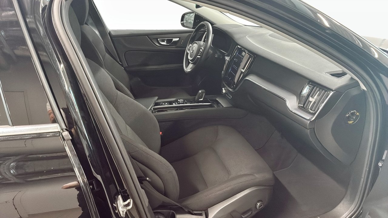 Volvo V60 2021, bild 3/21