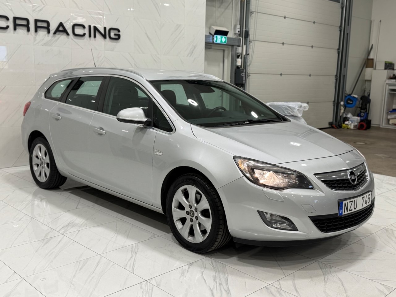 Opel Astra Sports Tourer 1.7 CDTI Enjoy 2012, bild 3/10