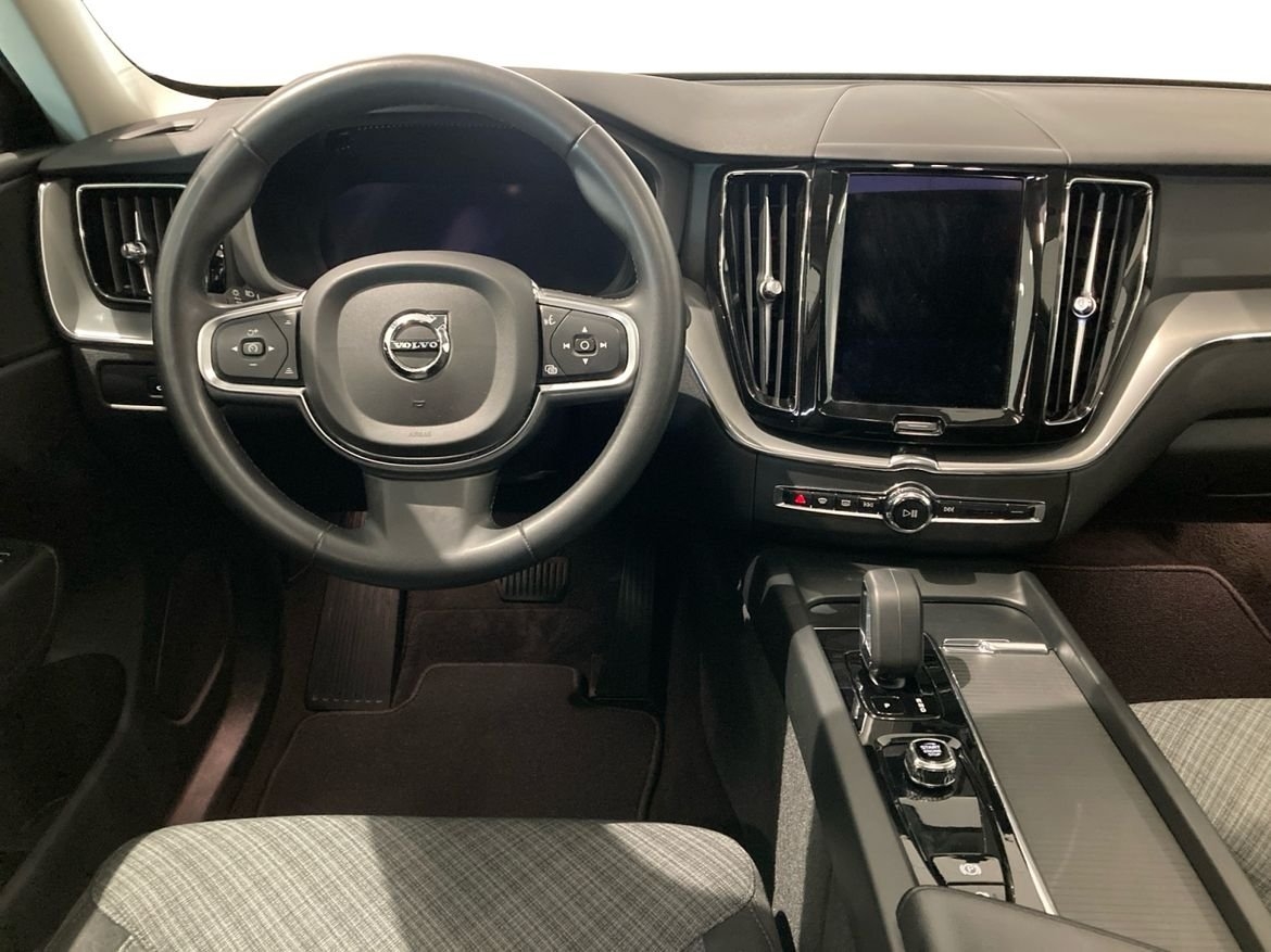 Volvo XC60 Recharge T6 Core Edition 2023, bild 6/10