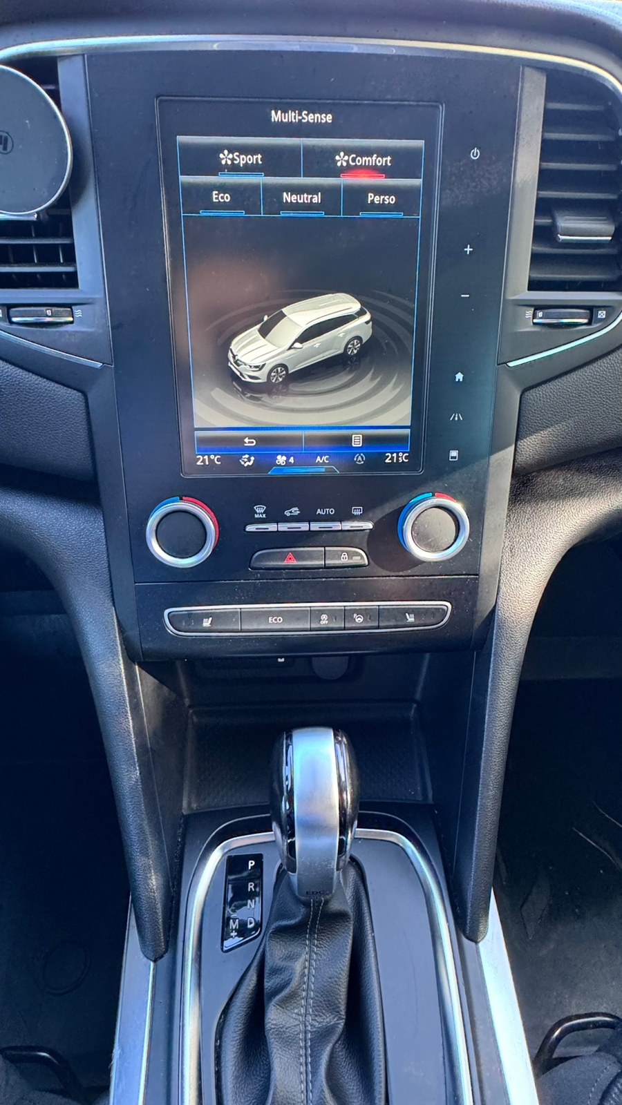 Renault Megane 2017, bild 8/8