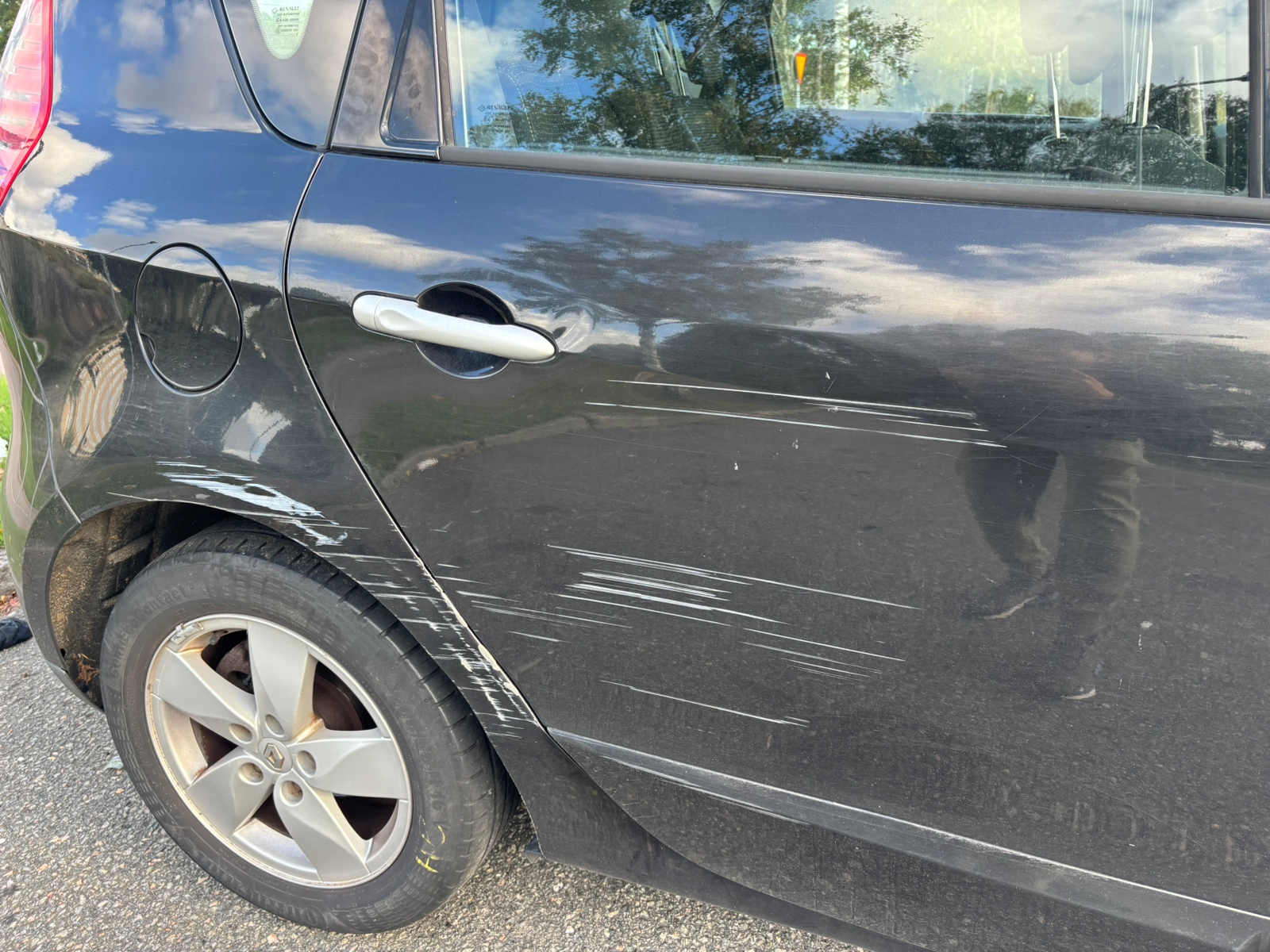 Renault Scenic III 1.9 dCi Manuell 2010, photo 3/9