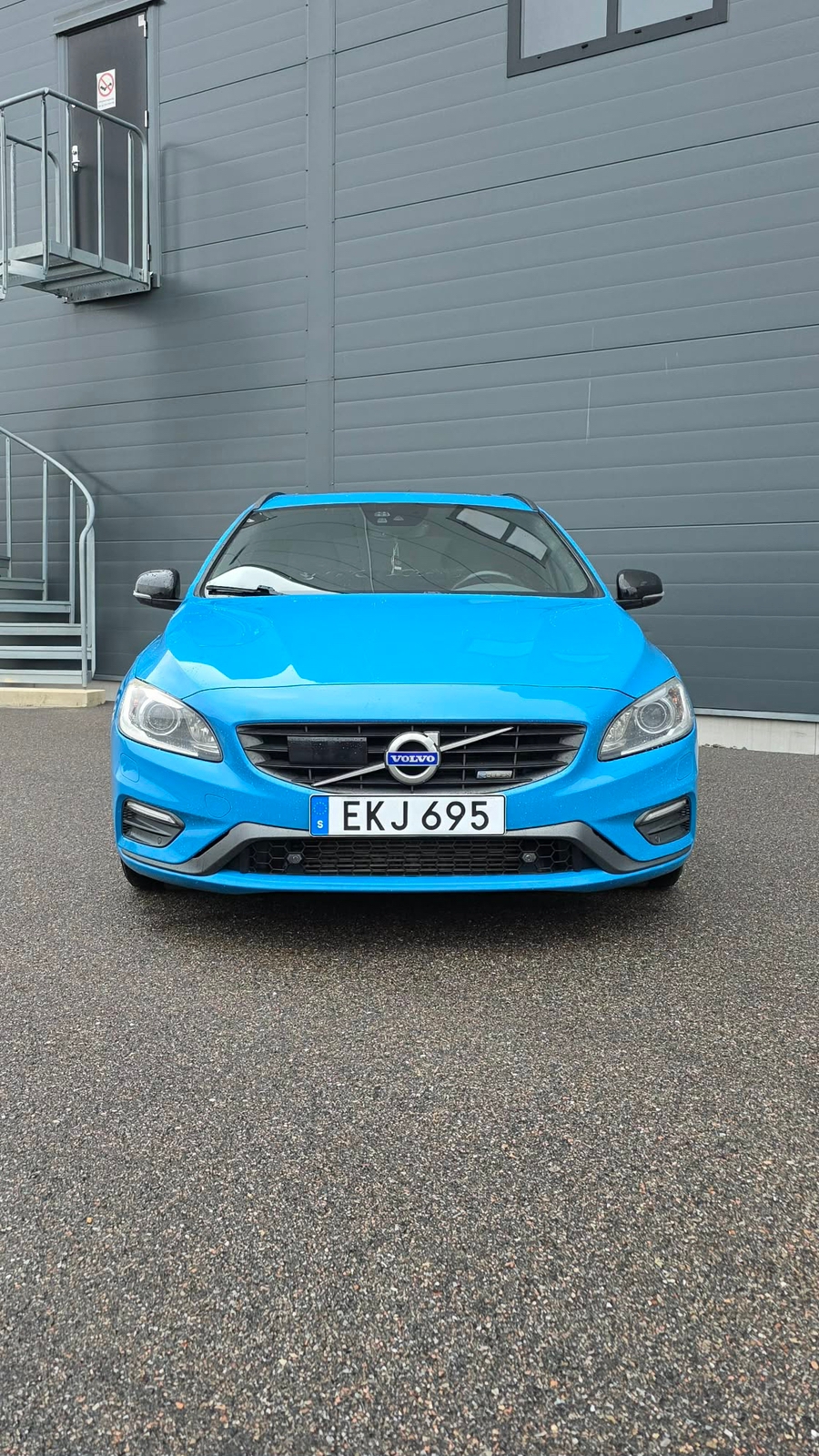 Volvo V60 D4 Manuell 2015, bild 2/9