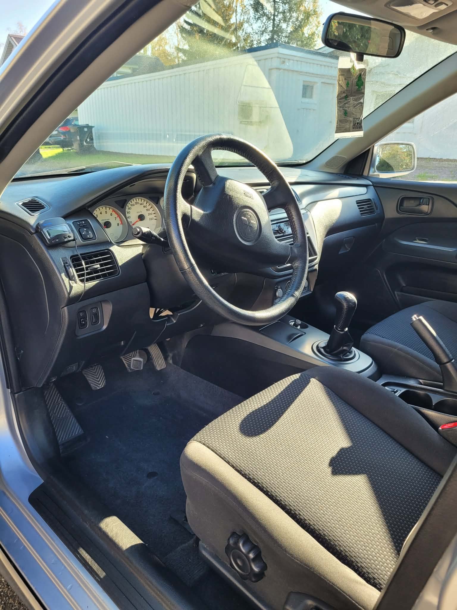 Mitsubishi Lancer 1.6 Manuell 2006, bild 7/10