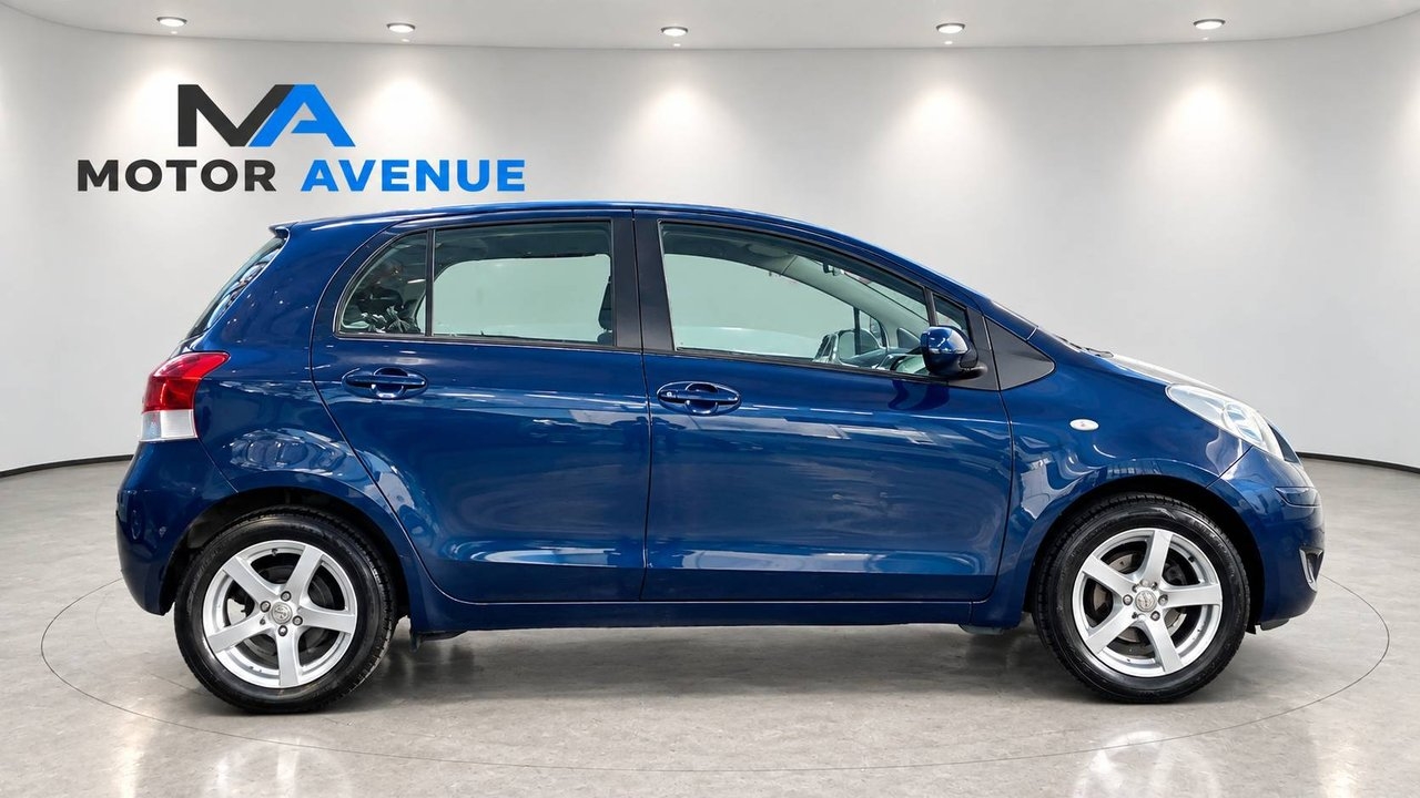 Toyota Yaris 2009, bild 2/10