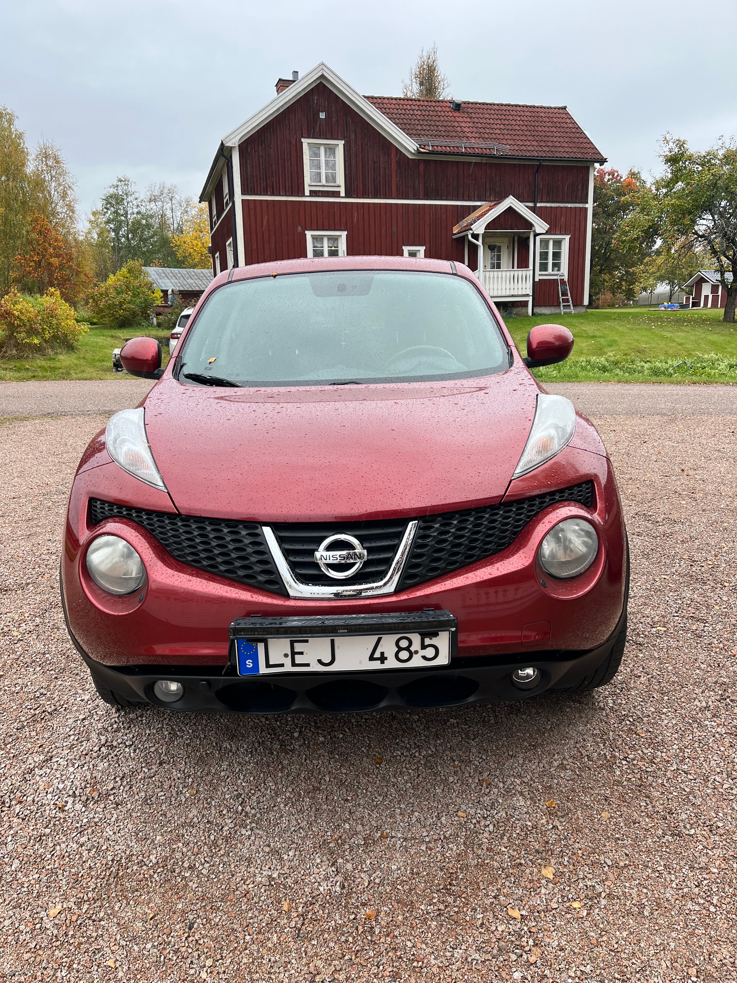 Nissan Juke 1.6 Manuell 2010, bild 3/4