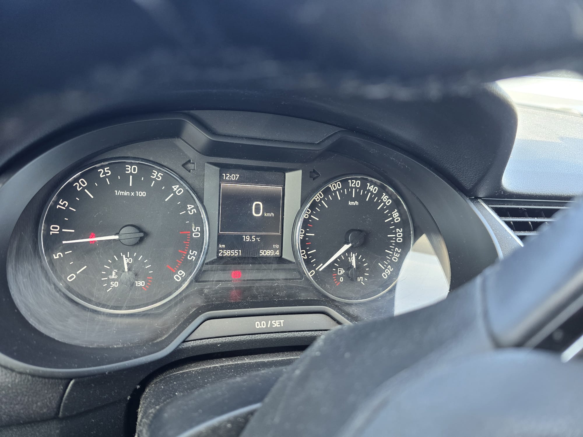 Skoda Octavia Kombi 1.6 TDI 4x4 Manuell 2014, bild 5/9