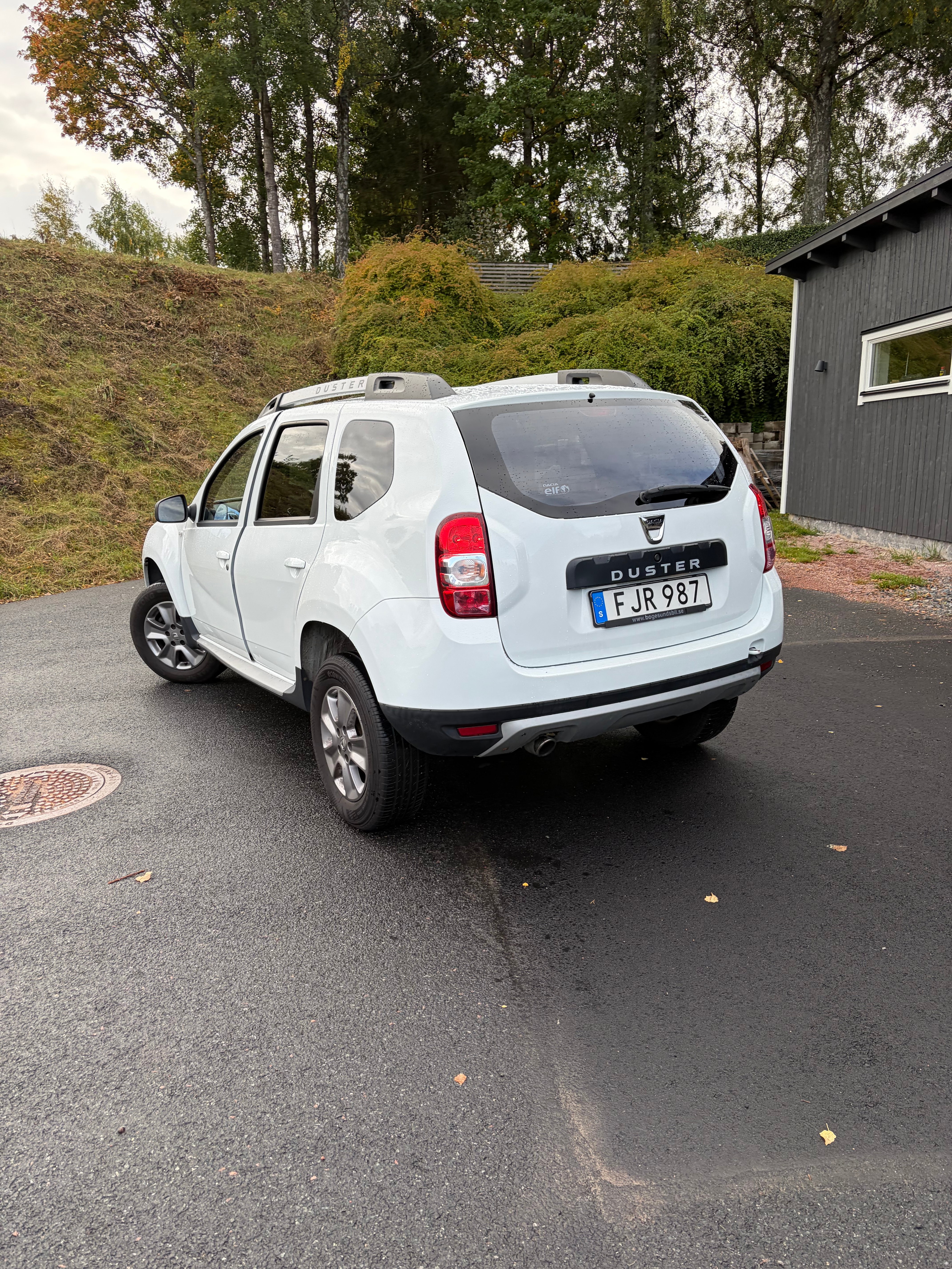 Dacia Duster 1.2 TCe Manuell 2017, bild 2/4