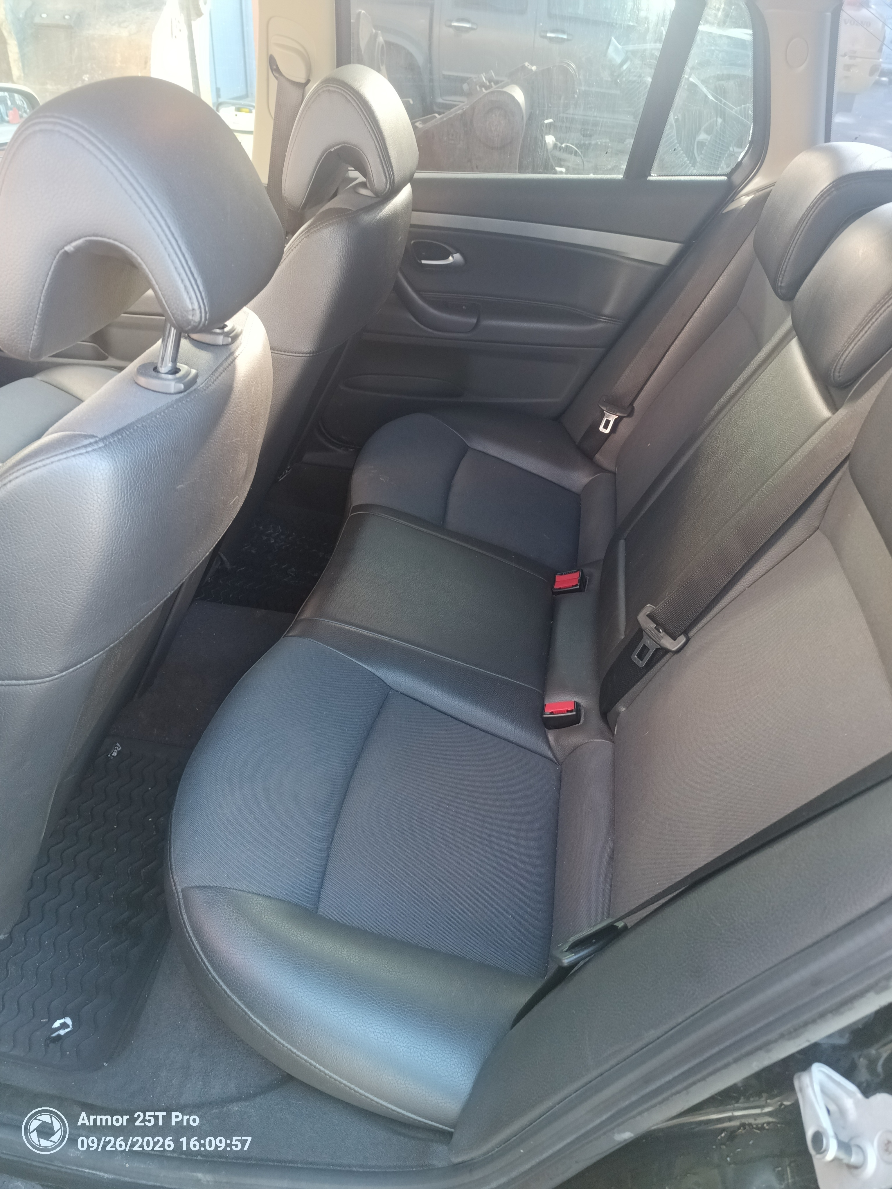 Saab 9-3 SportCombi 1.9 TiD Manuell 2009, bild 6/7