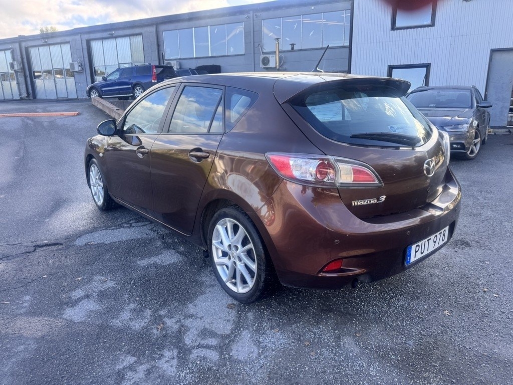 Mazda 3 Sport 1.6 MZ-CD Euro 5 2012, photo 2/6