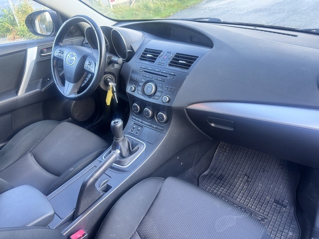 Mazda 3 Sport 1.6 MZ-CD Euro 5 2012, photo 5/6