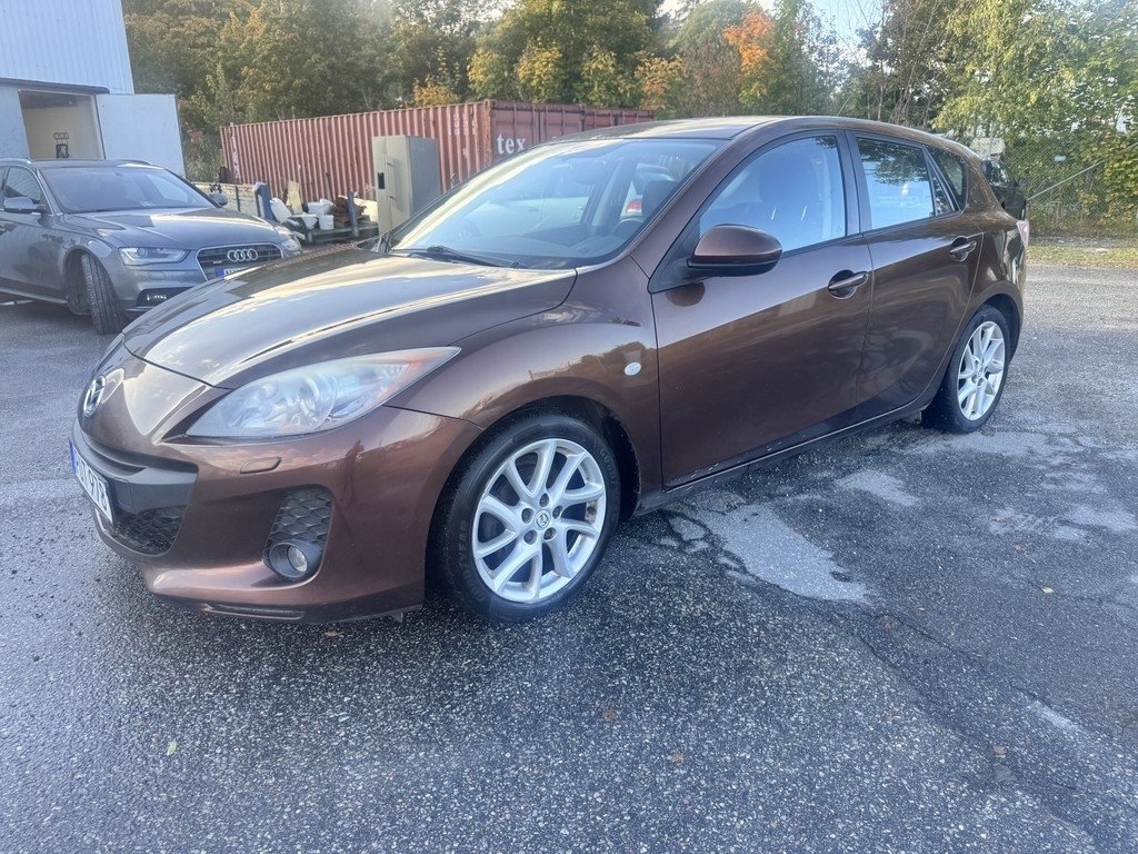 Mazda 3 Sport 1.6 MZ-CD Euro 5 2012, photo 4/6
