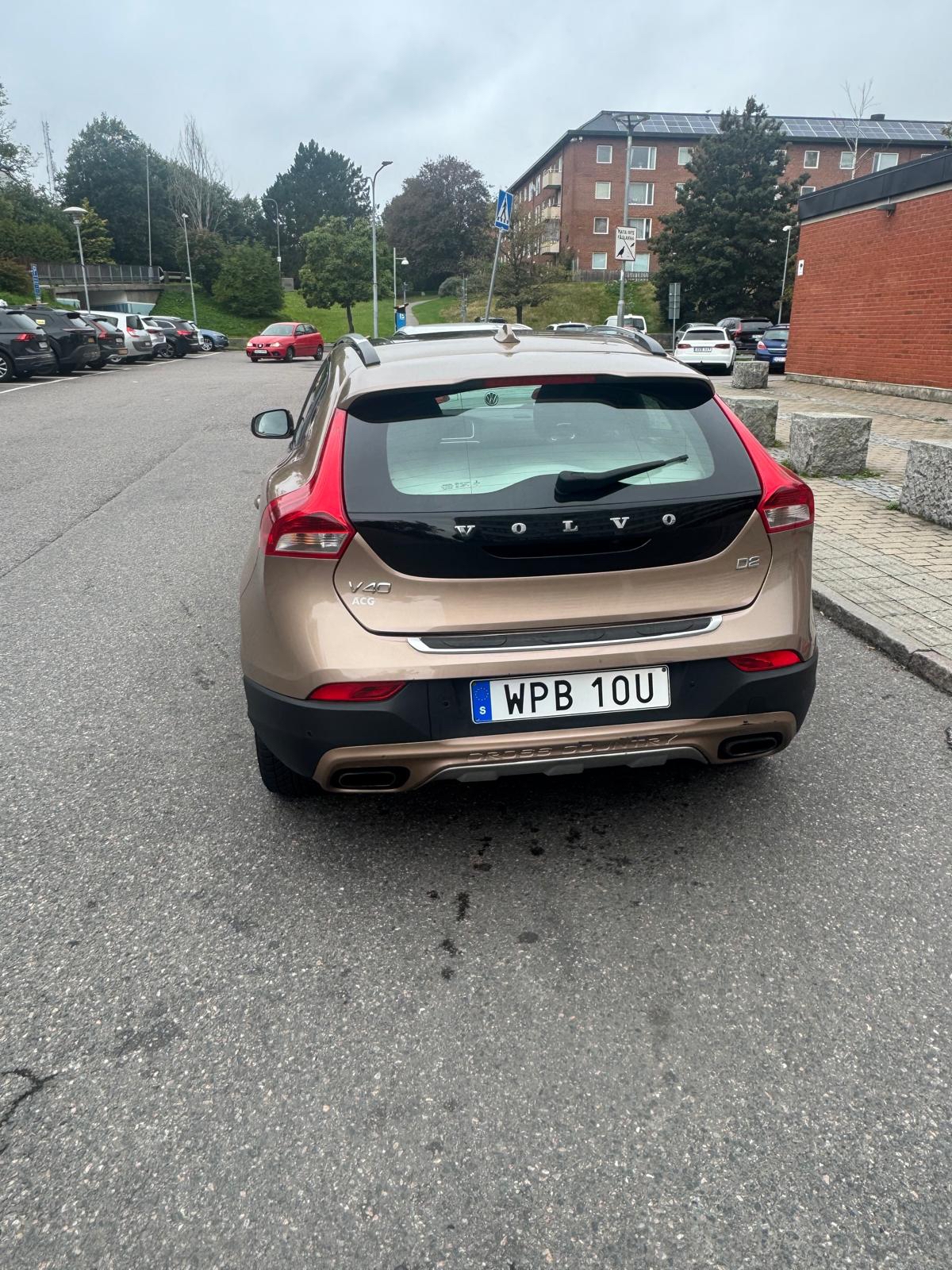 Volvo V40 Cross Country D2 Powershift 2014, bild 6/6