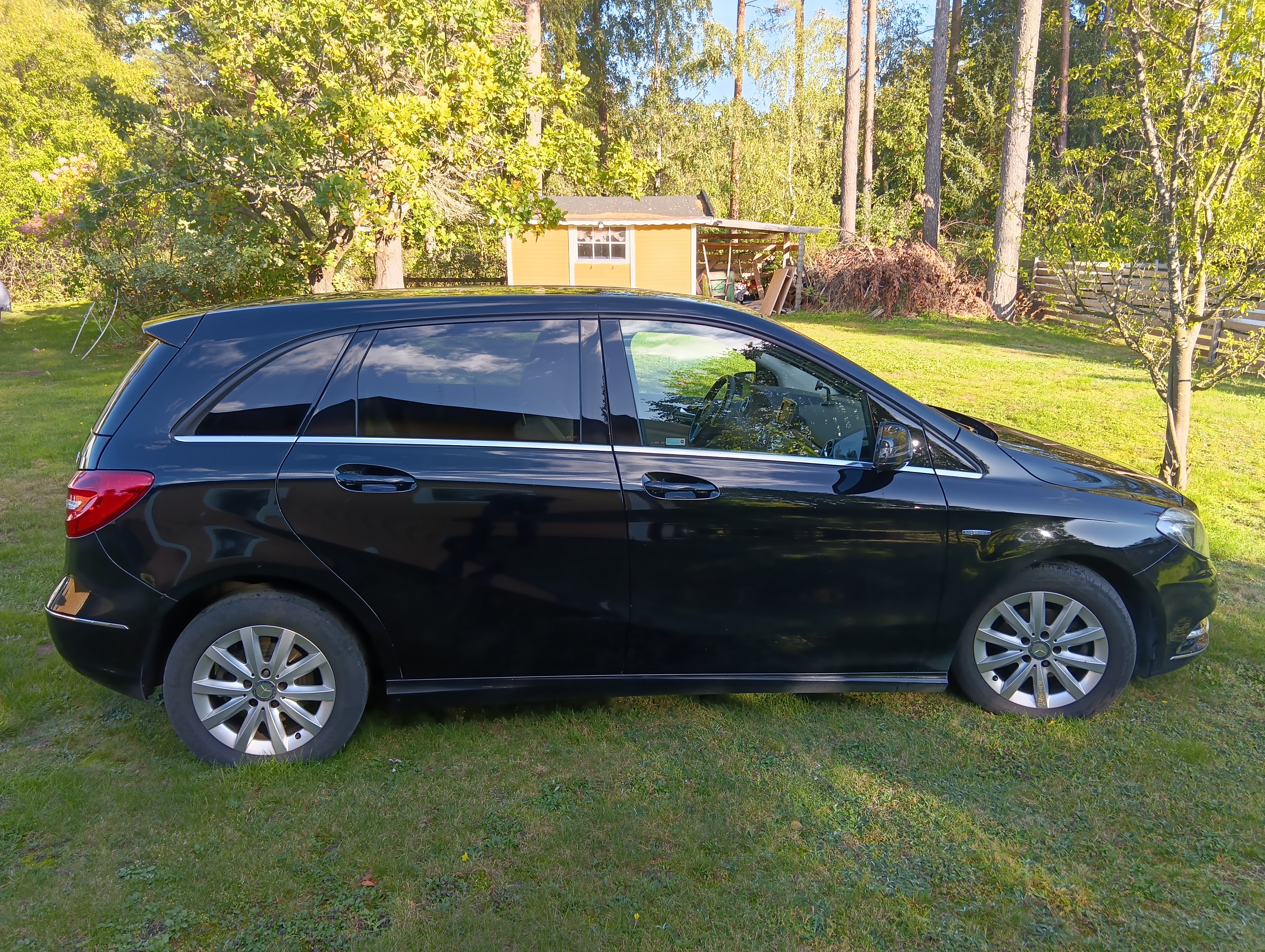 Mercedes-Benz B 2012, bild 6/8