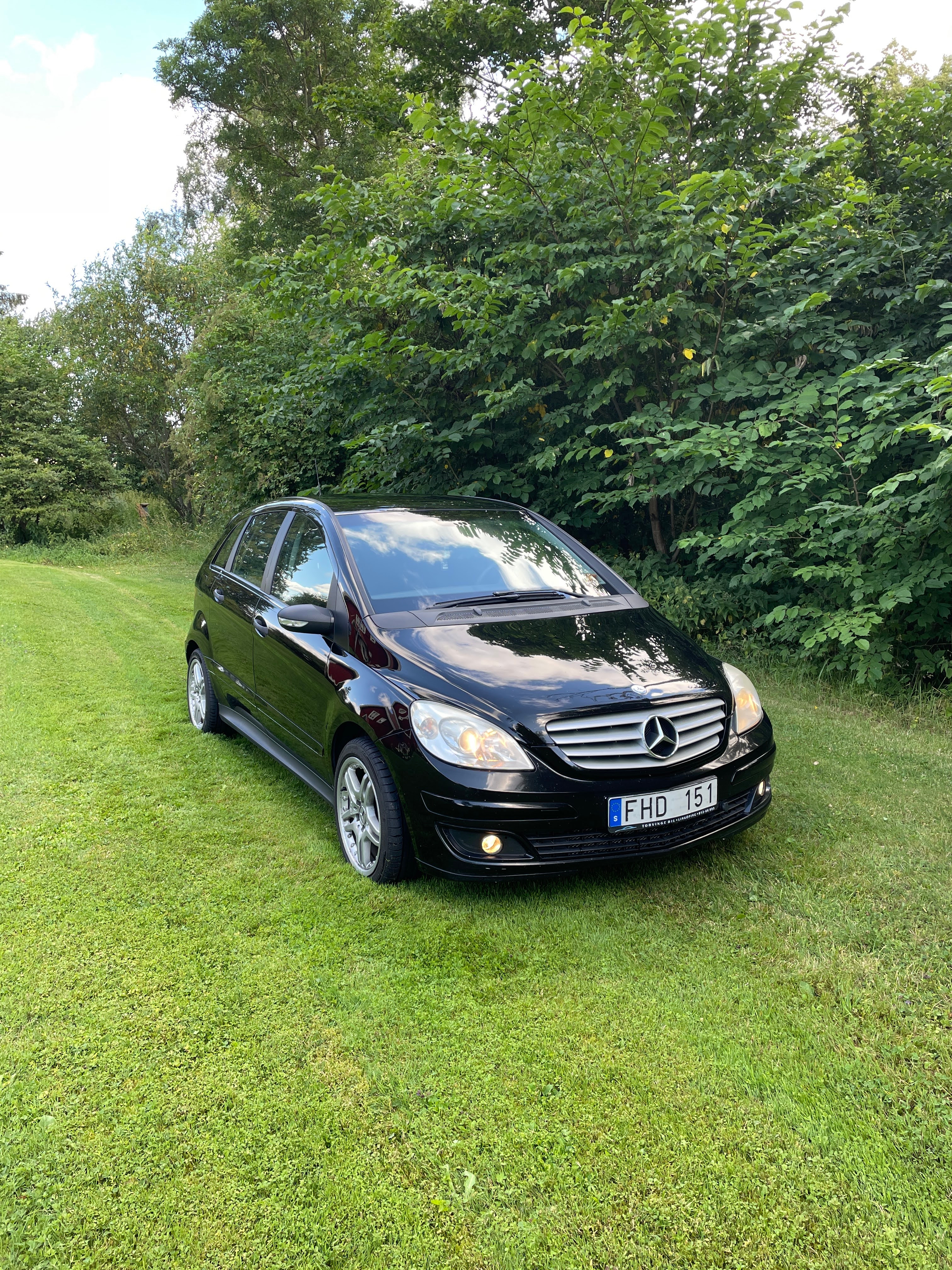 Mercedes-Benz B