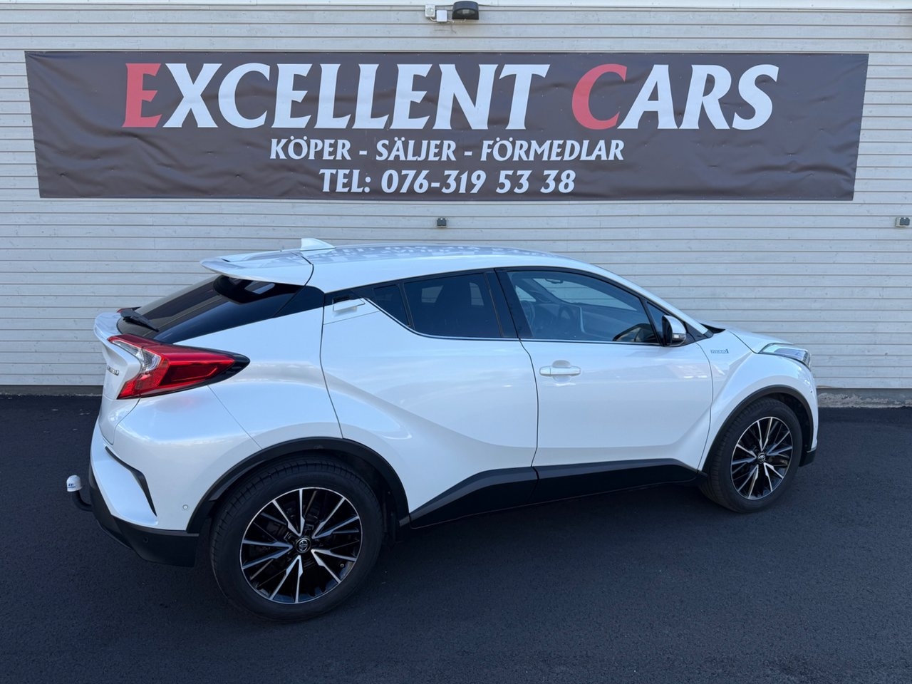 Toyota C-HR Hybrid CVT Executive 2017, bild 4/10