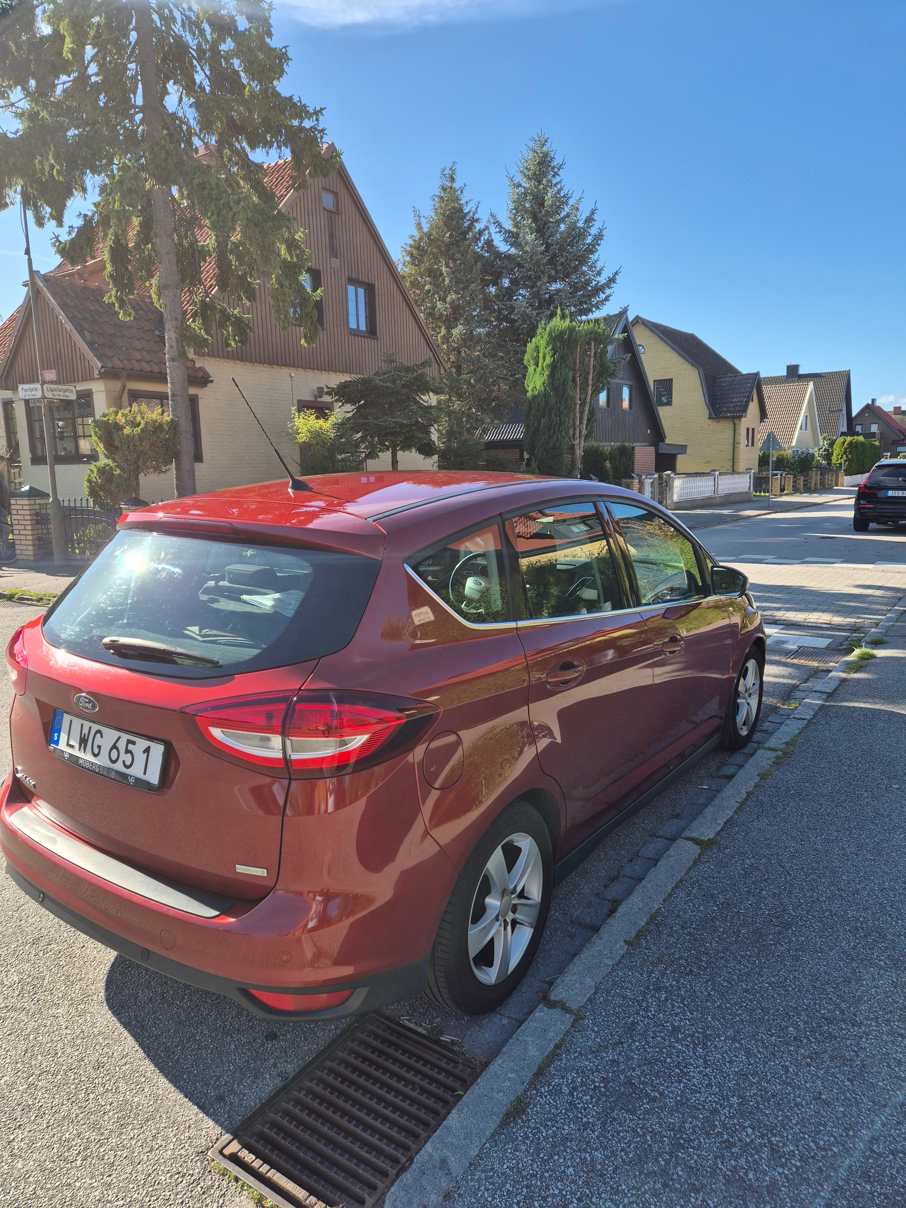 Ford C-Max 1.0 EcoBoost Manuell 2015, bild 5/10