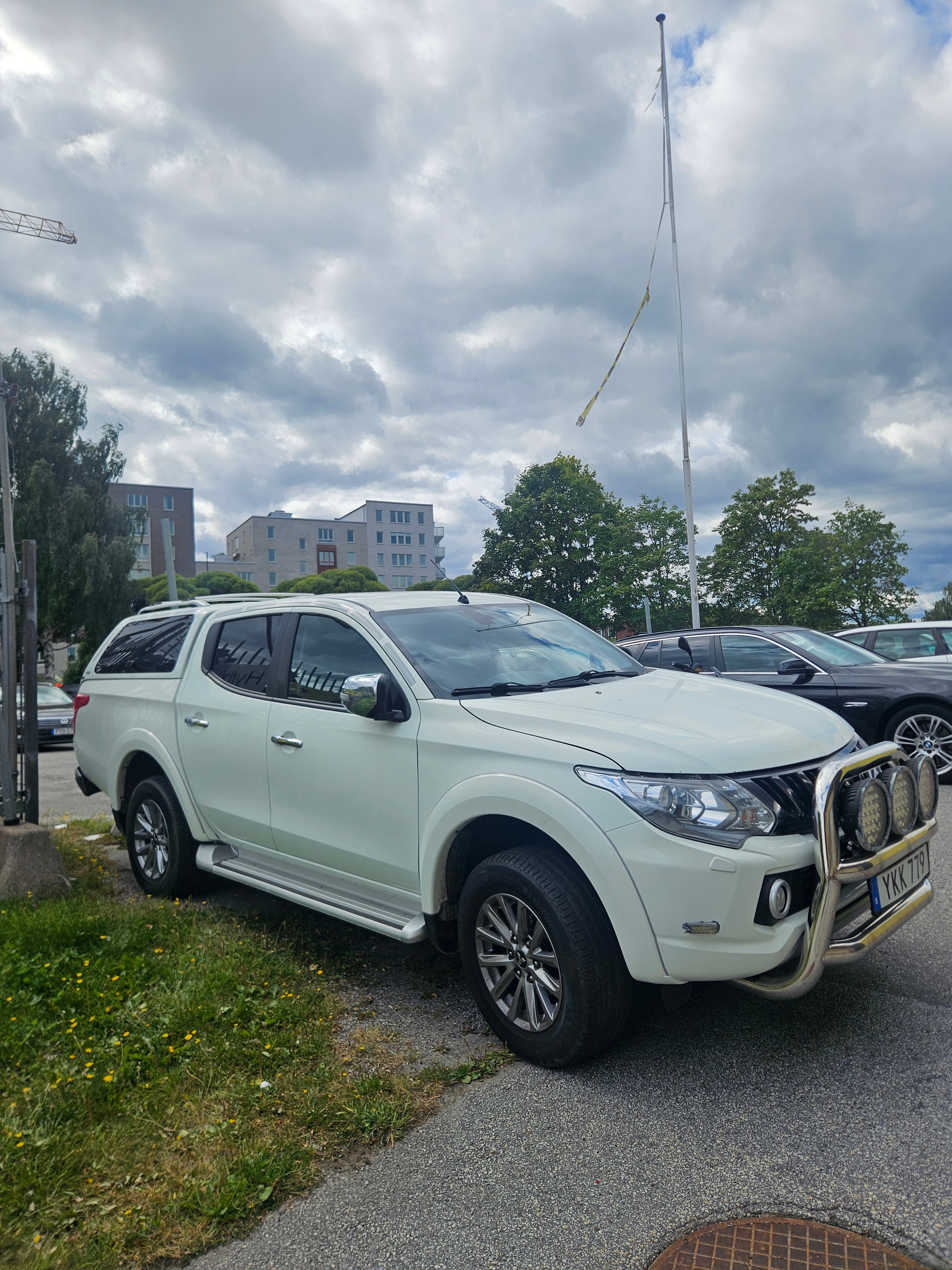 Mitsubishi L200