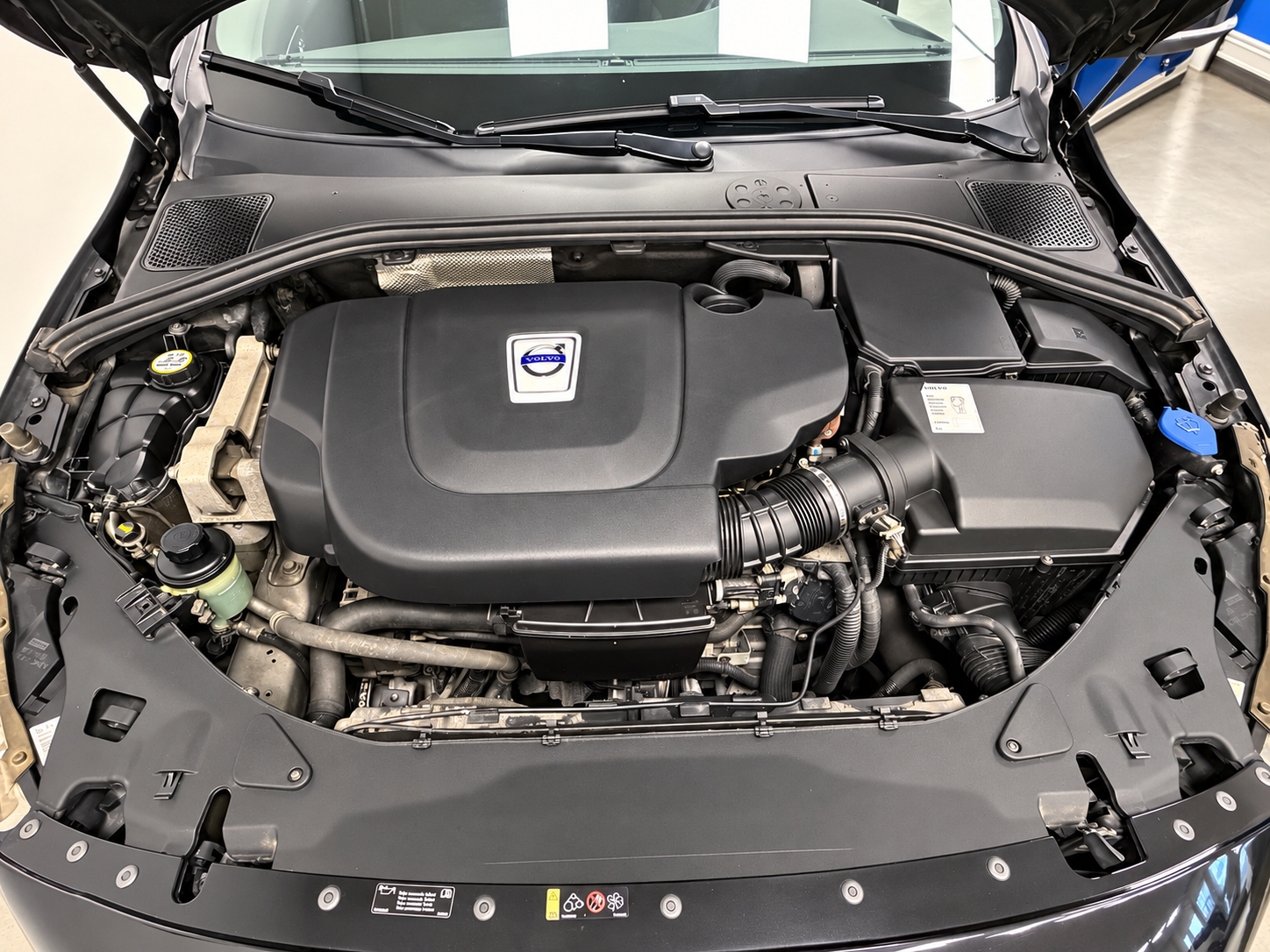 Volvo V60 D3 Geartronic Momentum 2012, bild 6/10