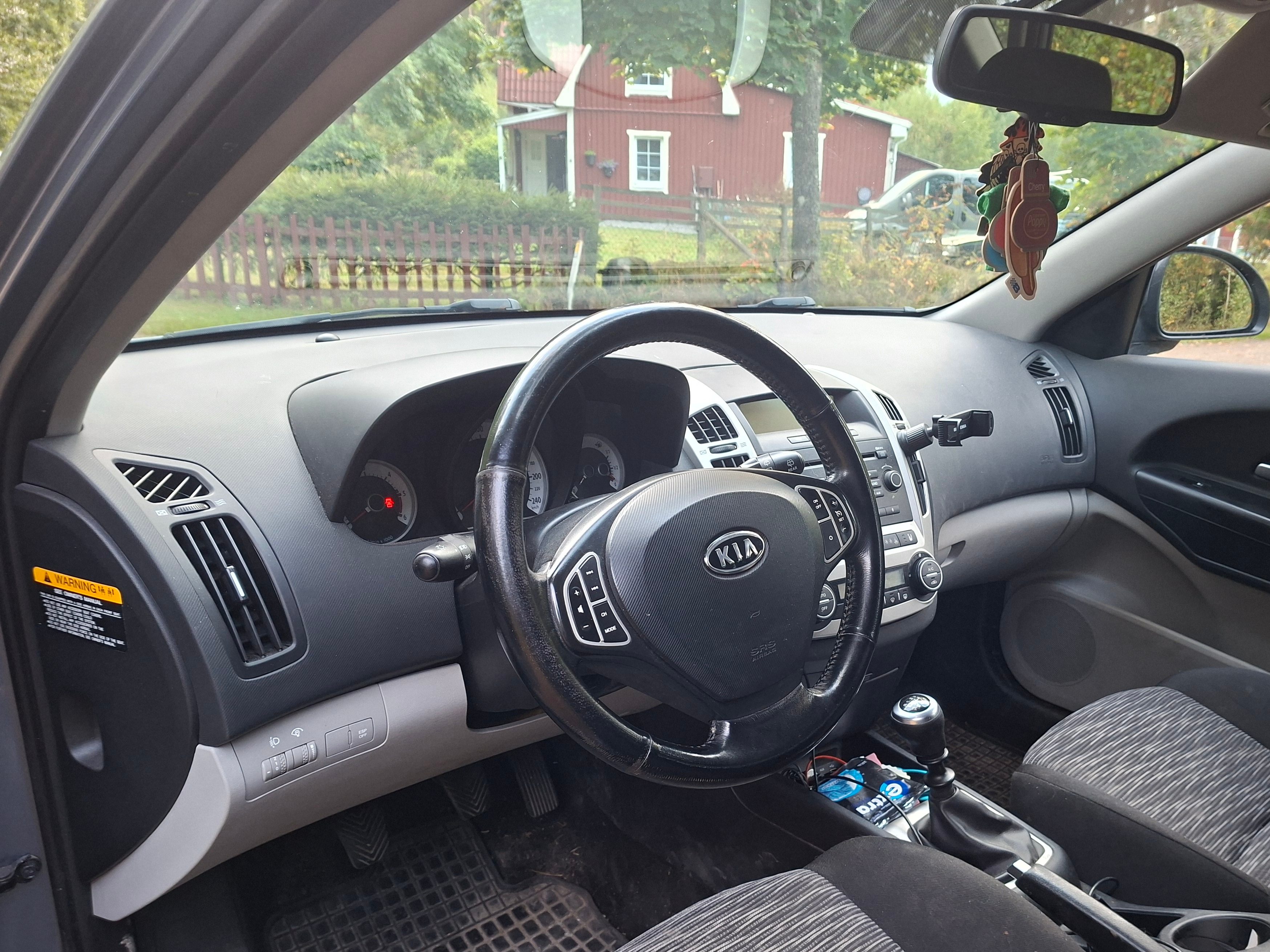 Kia Ceed _sw 1.6 CRDi Manuell 2009, bild 5/5