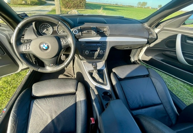 BMW 118 i Convertible Manuell 2008, bild 7/7