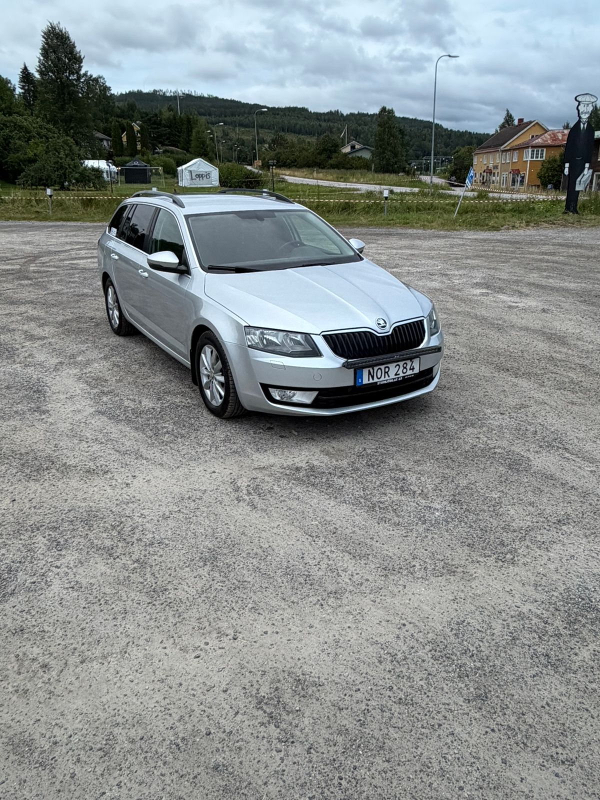 Skoda Octavia Kombi 1.6 TDI 4x4 Manuell 2015, bild 2/10