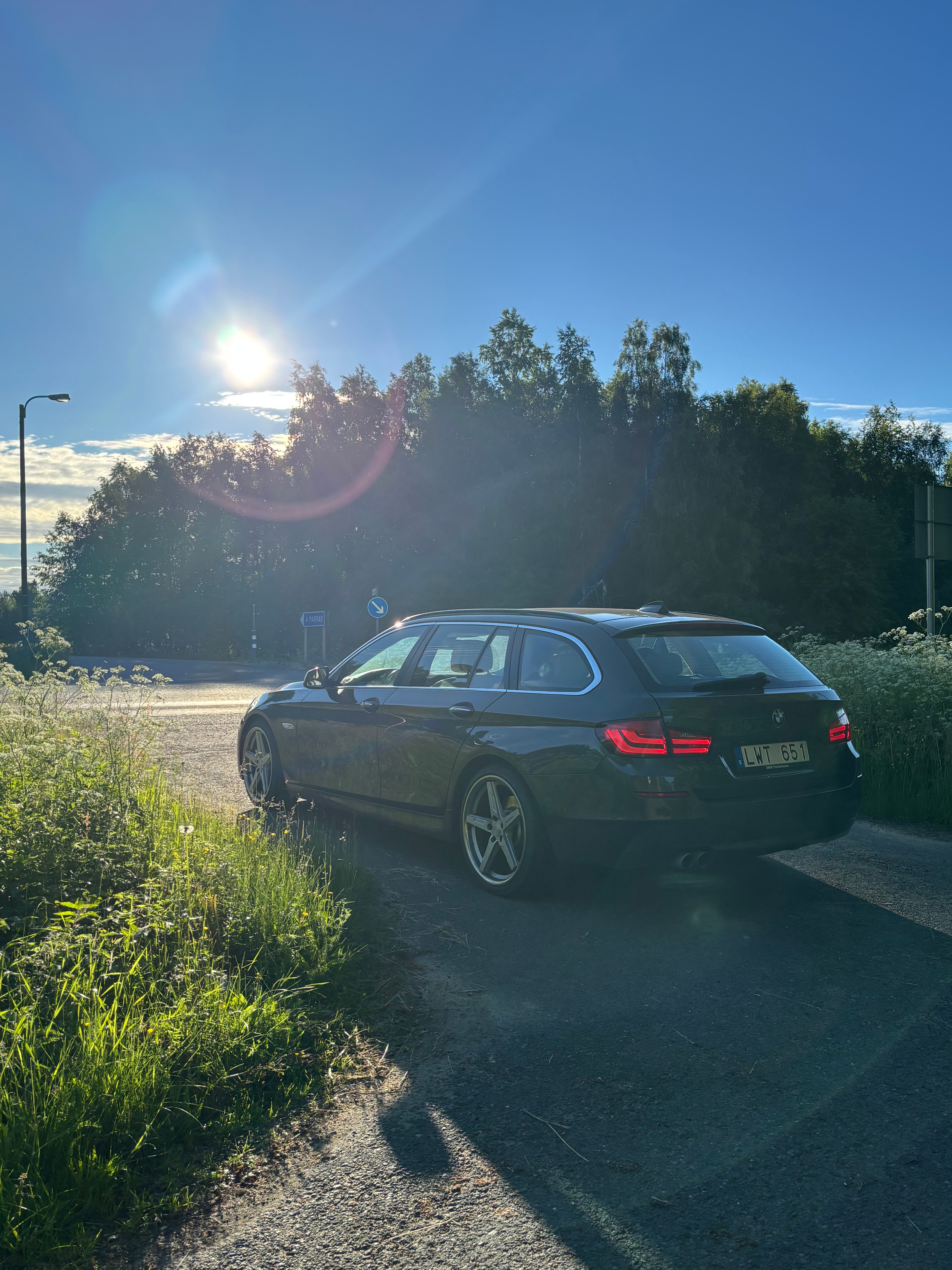BMW 525 d Touring Steptronic 2012, photo 6/6