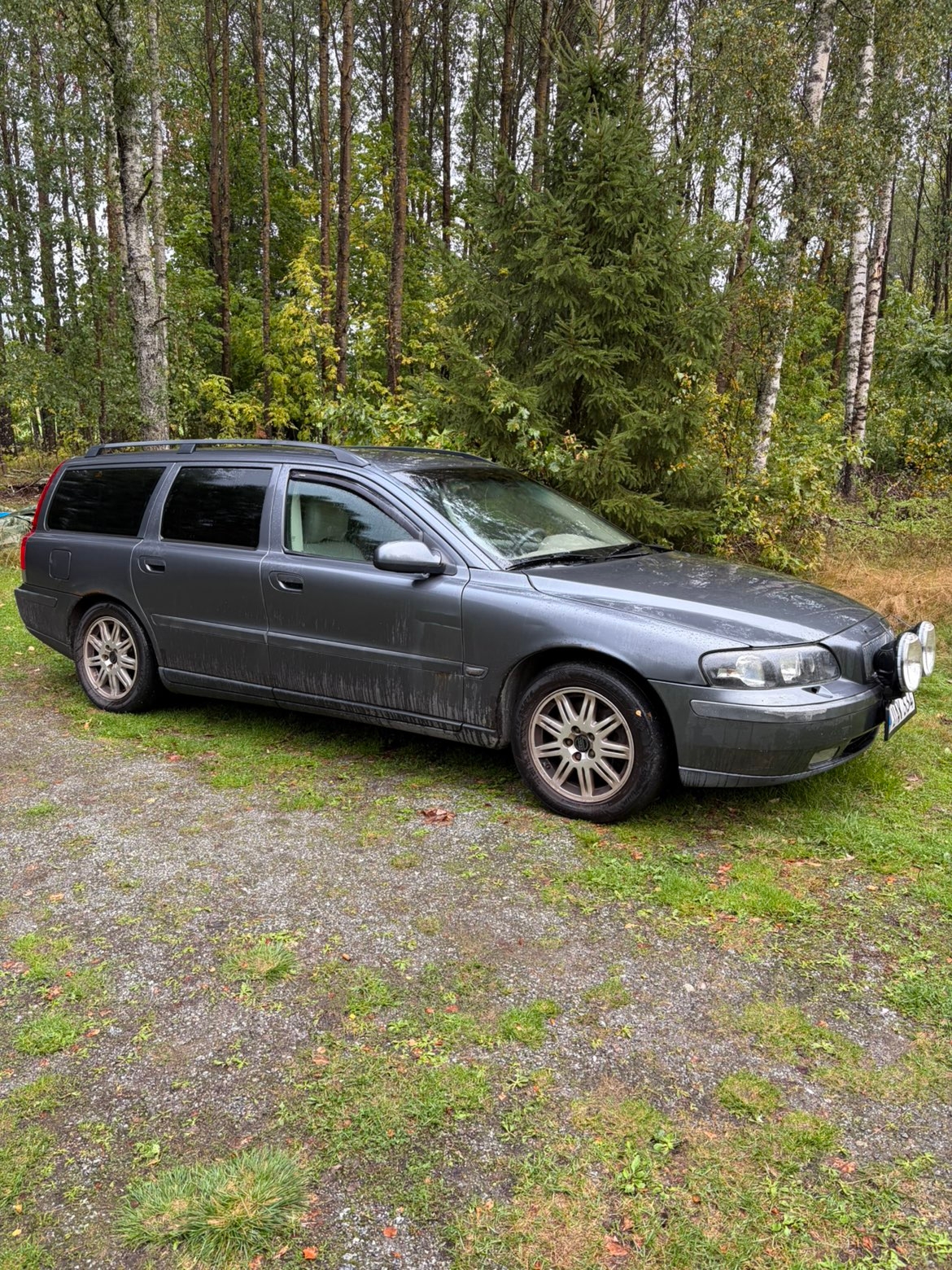 Volvo V70 2.4T Automatisk 2003, bild 2/5