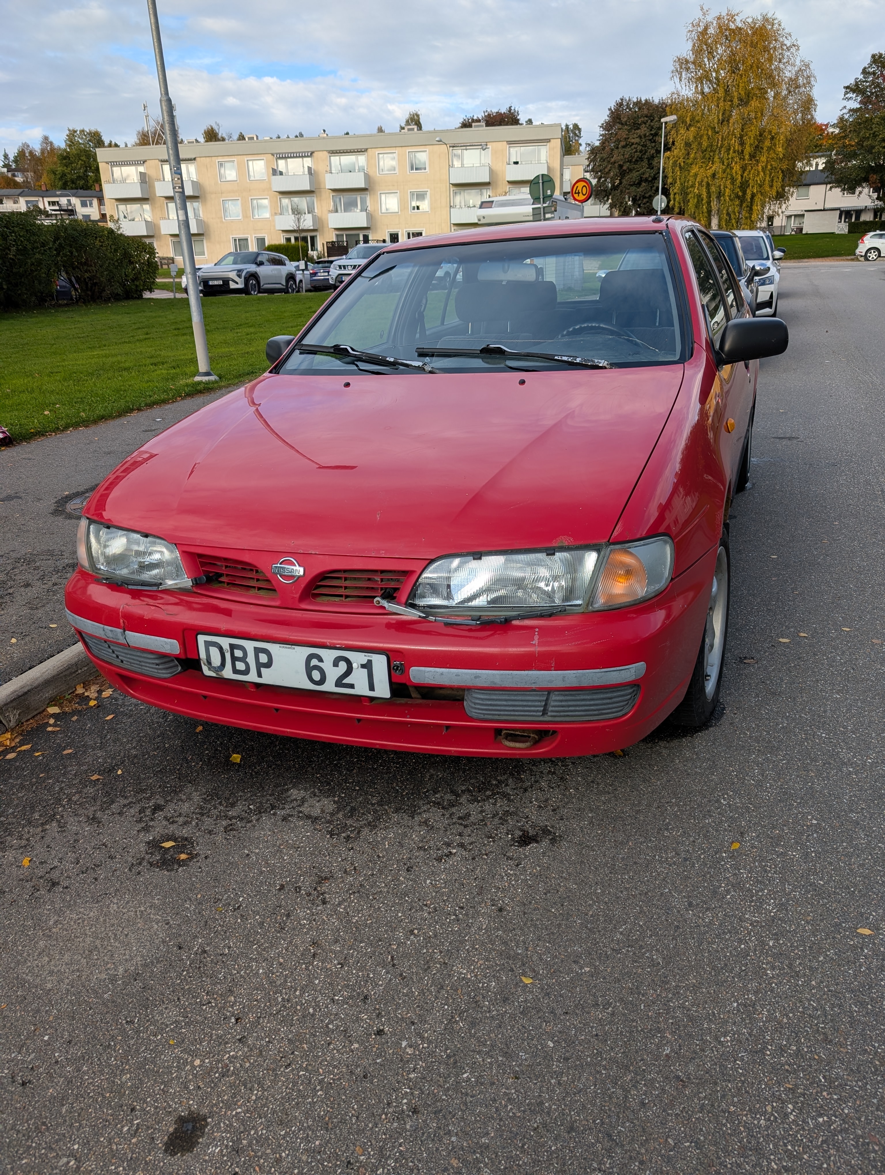 Nissan Almera 5-dörrar 1.6 Manuell 1997, bild 3/10