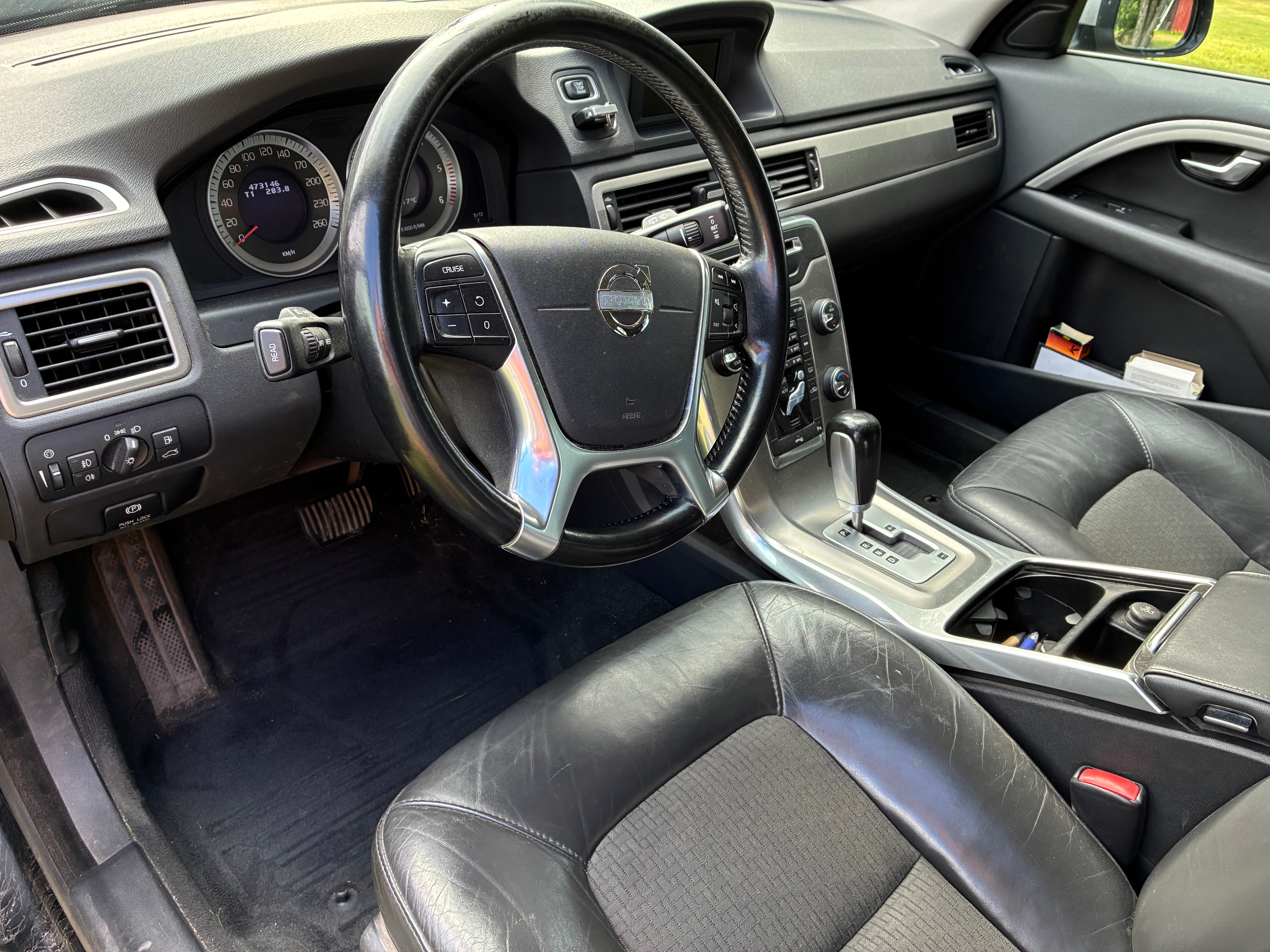 Volvo V70 D2 2012, bild 2/5