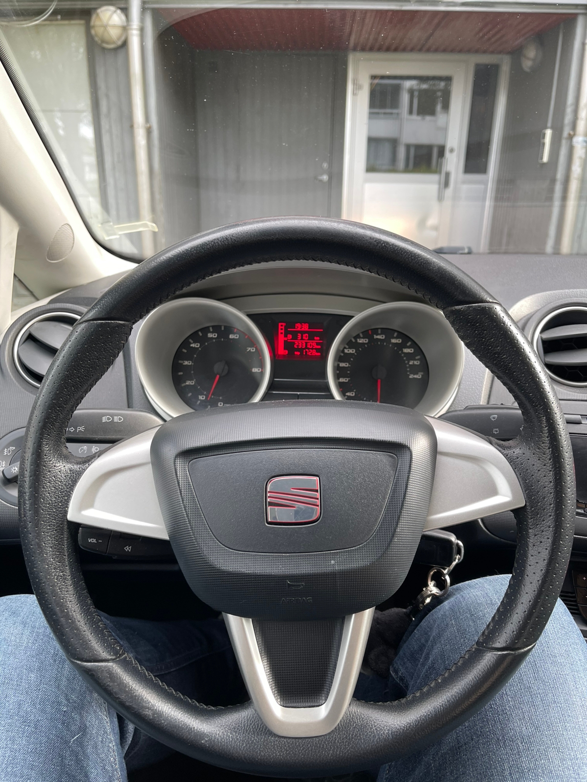 Seat Ibiza 5-dörrar 1.6 16v Manuell 2009, bild 5/10