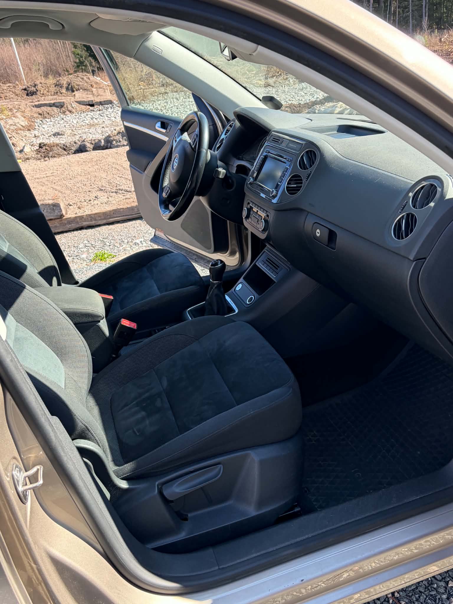 Volkswagen Tiguan 2014, bild 5/6