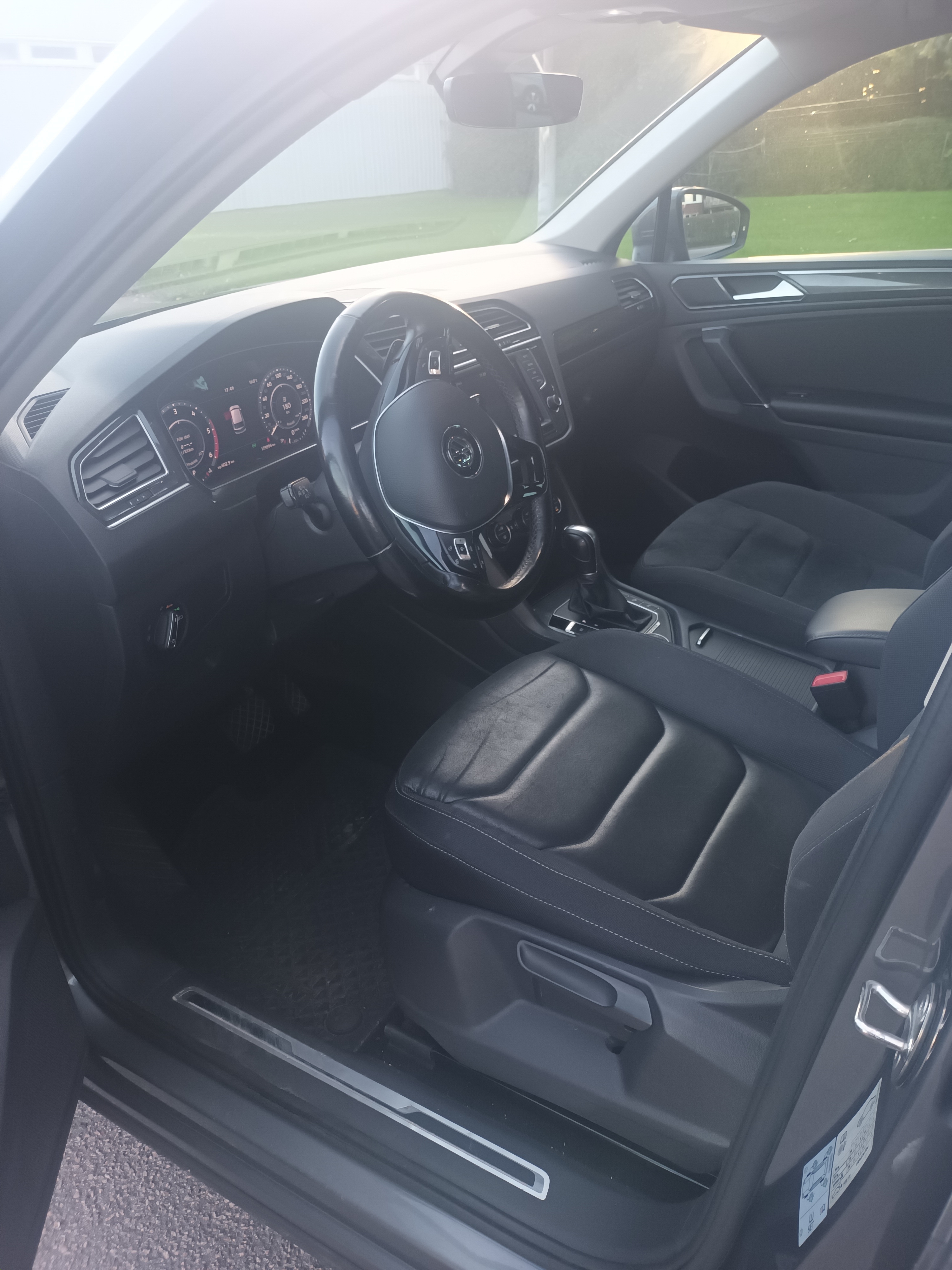 Volkswagen Tiguan 2017, bild 7/7