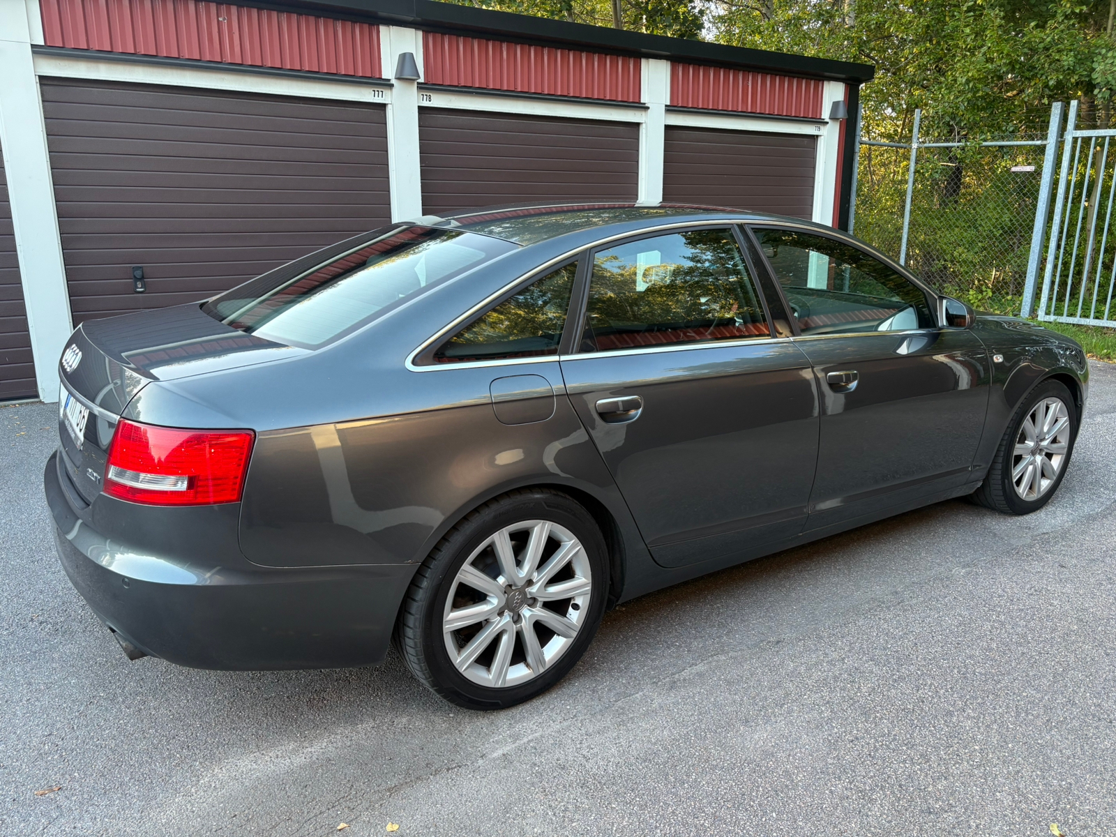 Audi A6 Sedan 2.0 TFSI 2009, bild 3/8