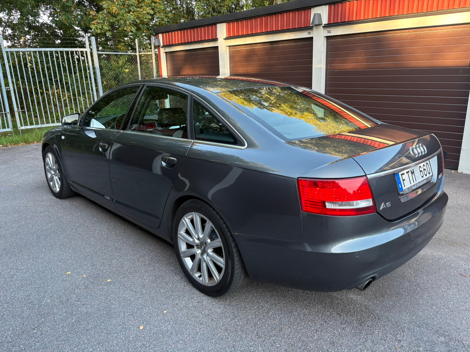 Audi A6 Sedan 2.0 TFSI 2009, bild 2/8