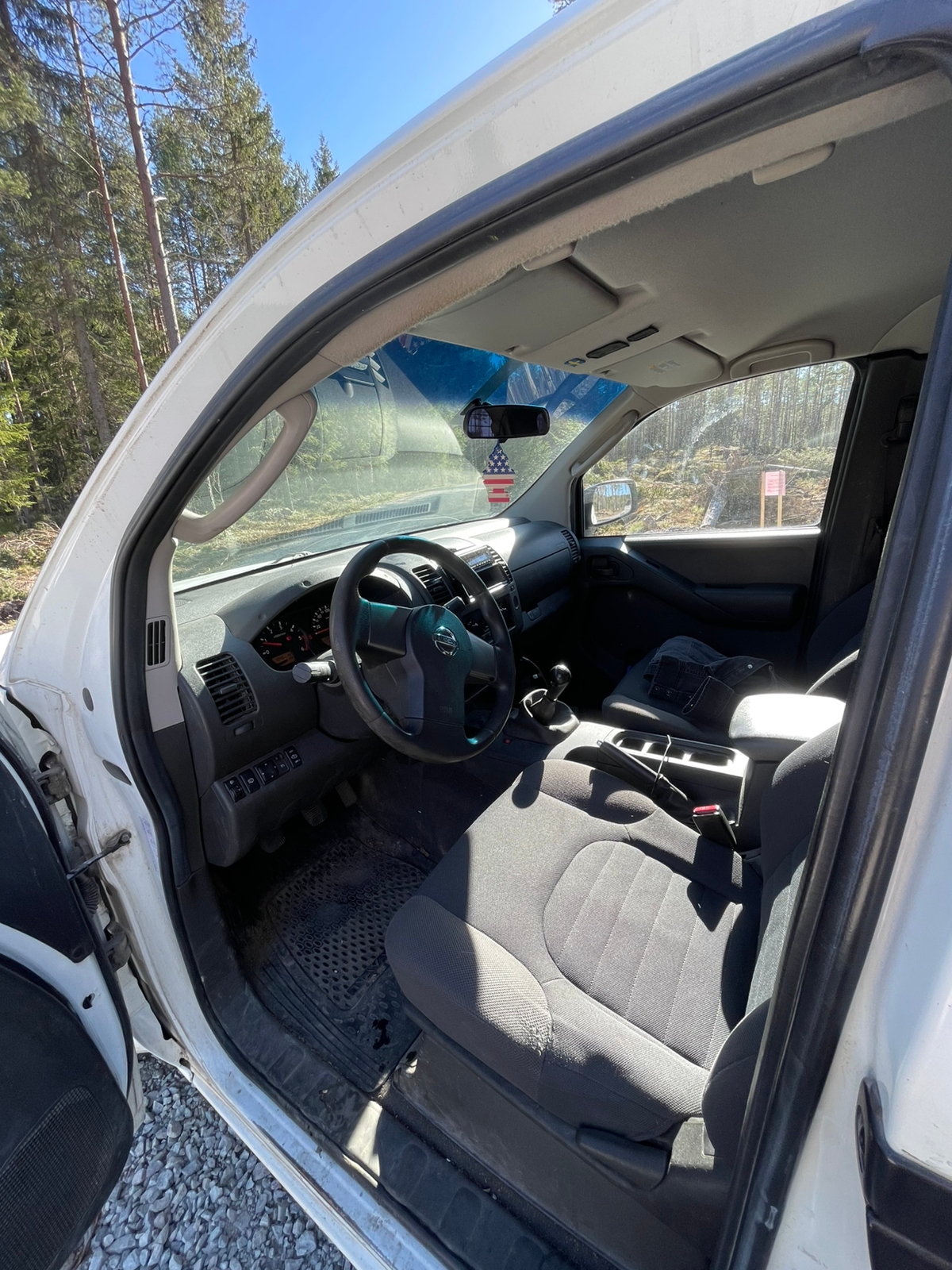 Nissan Navara 2006, bild 7/8