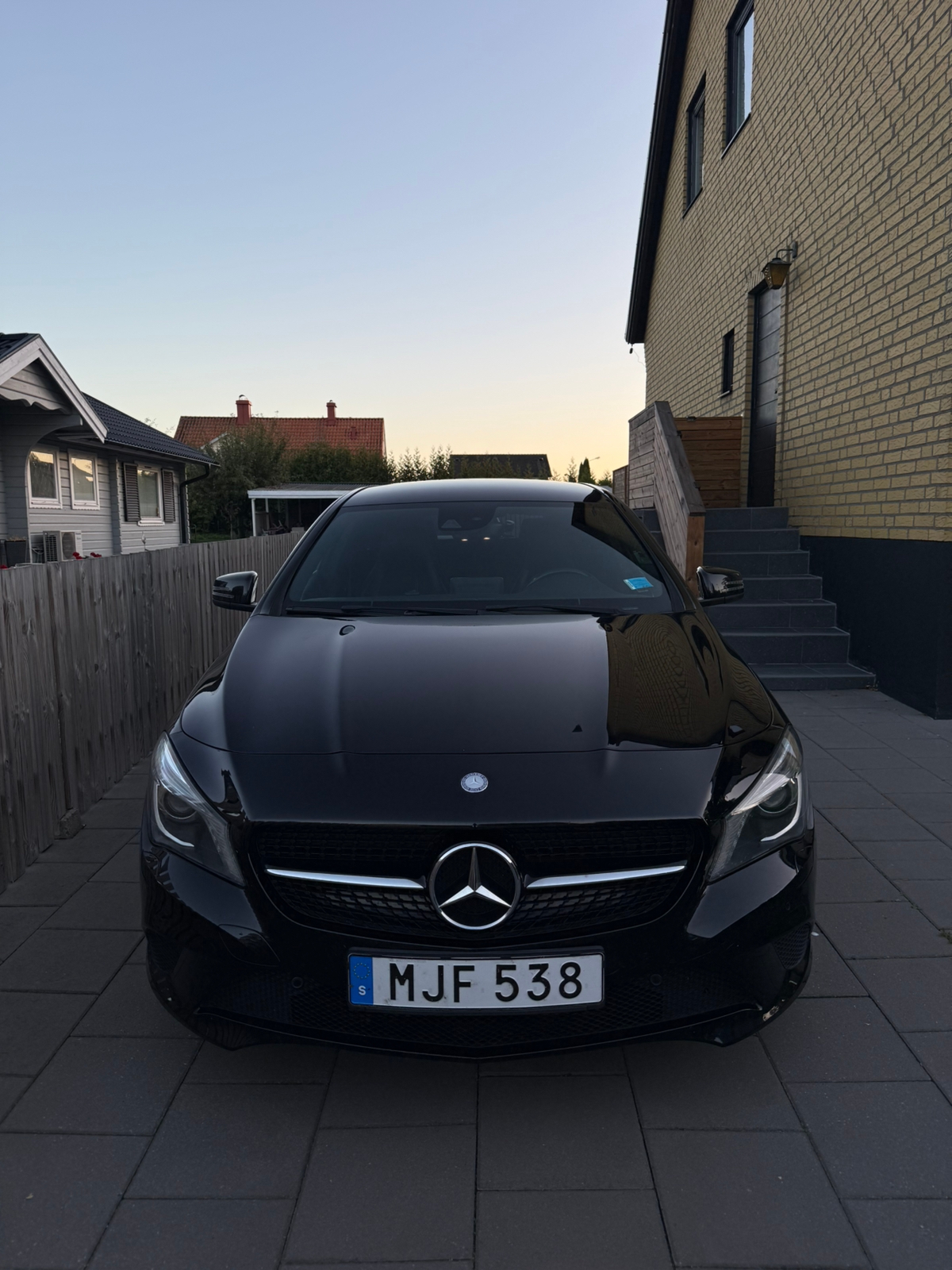 Mercedes-Benz CLA