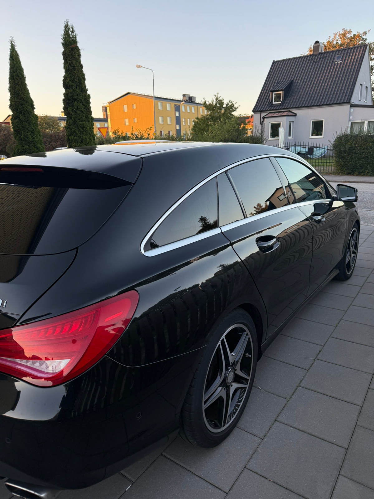 Mercedes-Benz CLA 2015, bild 3/8