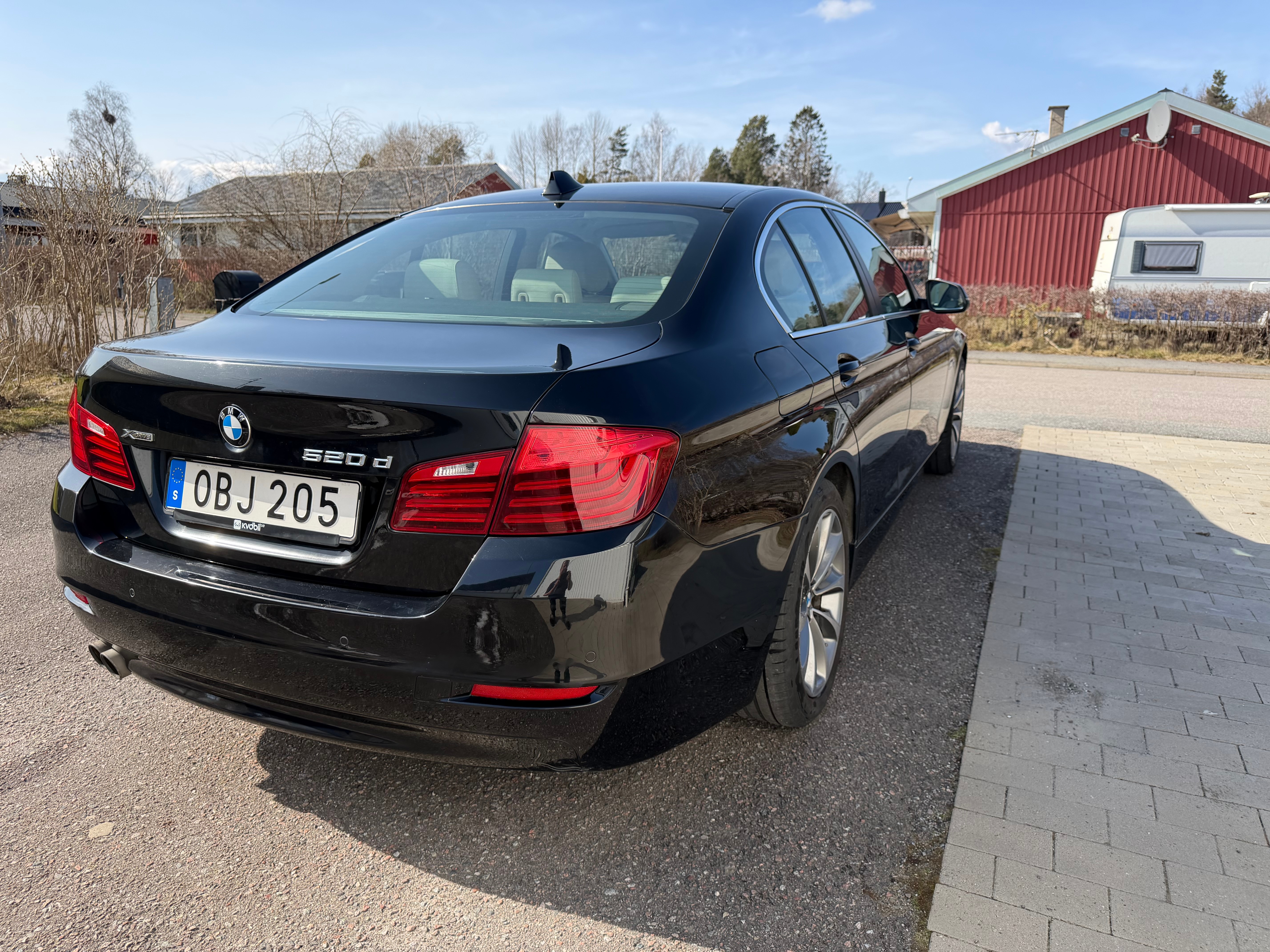 BMW 520 d xDrive Sedan Steptronic 2016, bild 2/9
