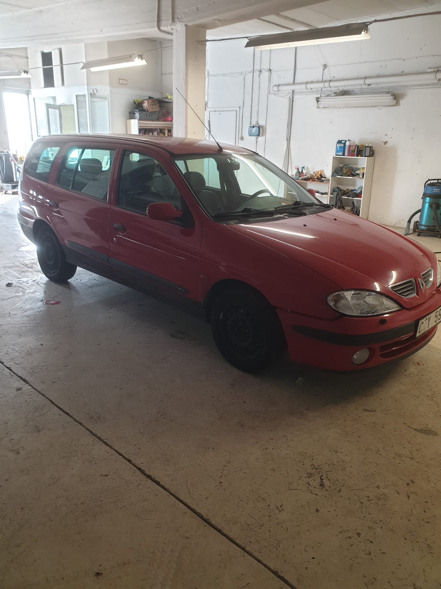 Renault Megane I Grandtour 1.4 Manuell 1999, photo 5/5