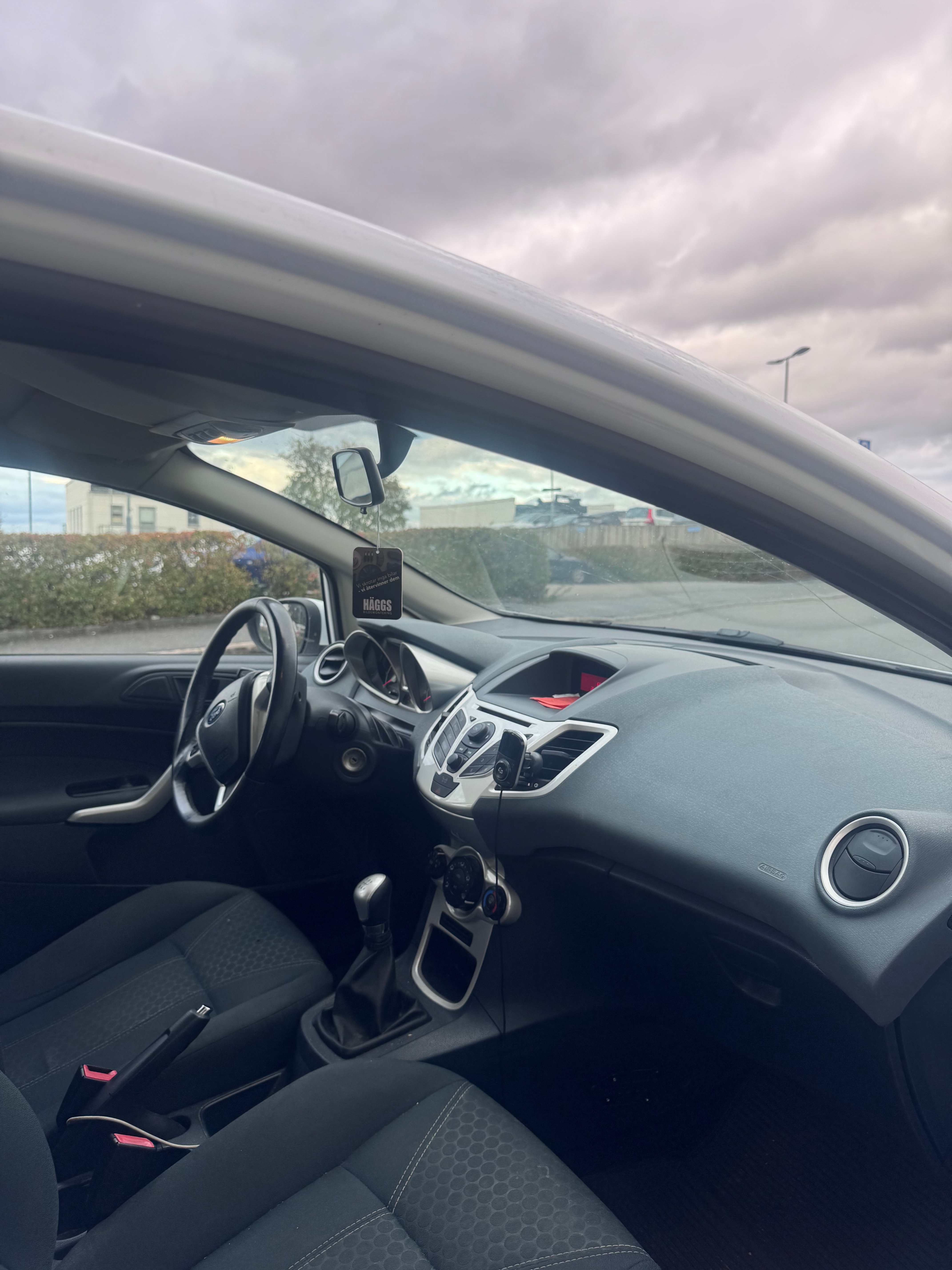 Ford Fiesta 5-dörrar 1.25 Manuell 2010, kuva 7/8