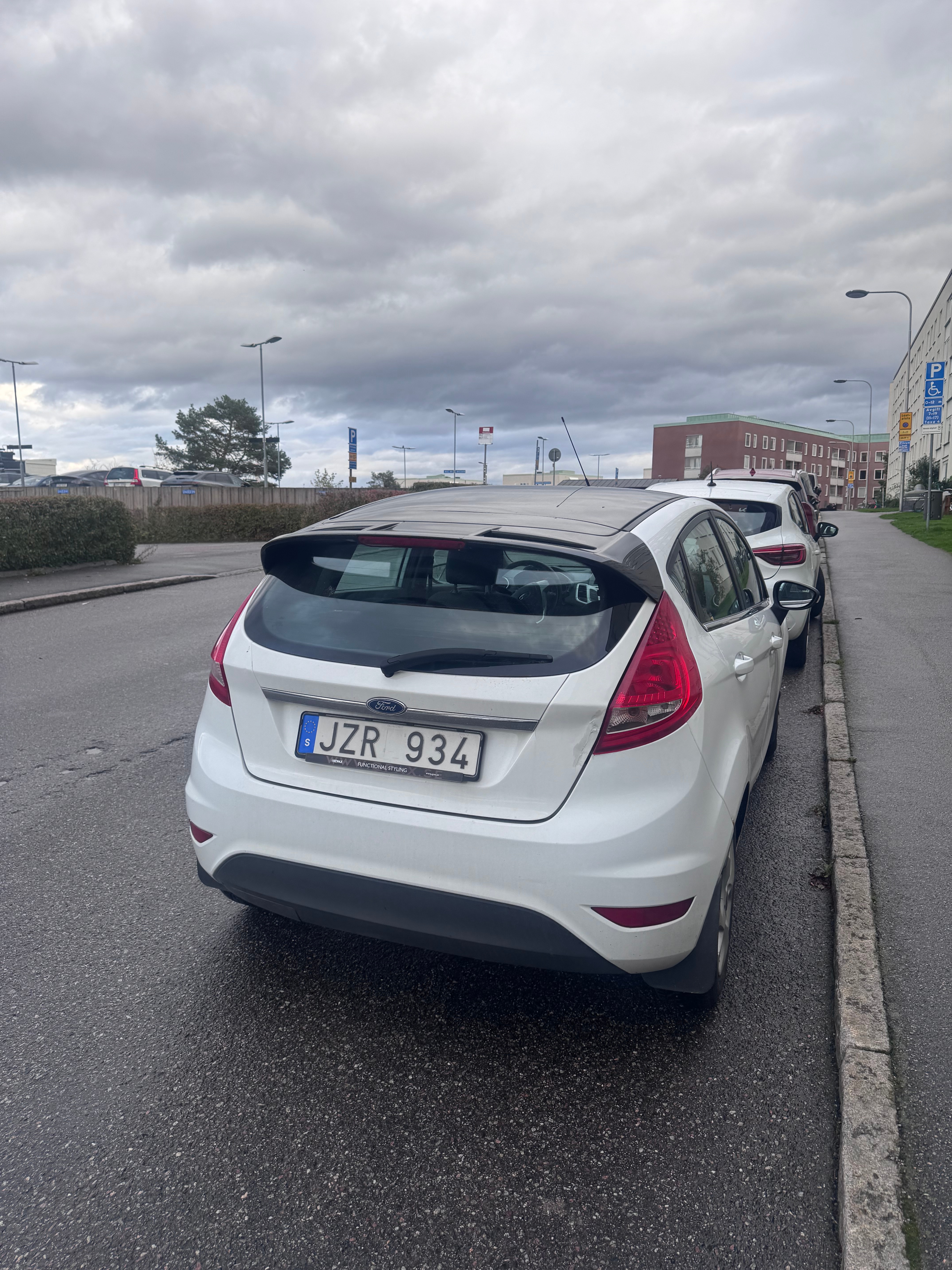 Ford Fiesta 5-dörrar 1.25 Manuell 2010, kuva 4/8