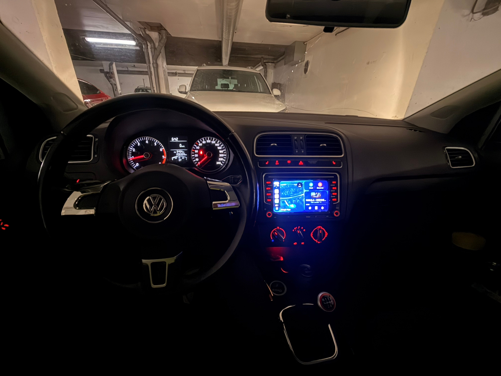 Volkswagen Polo 5-dörrar 1.4 MPI Manuell 2011, bild 4/4