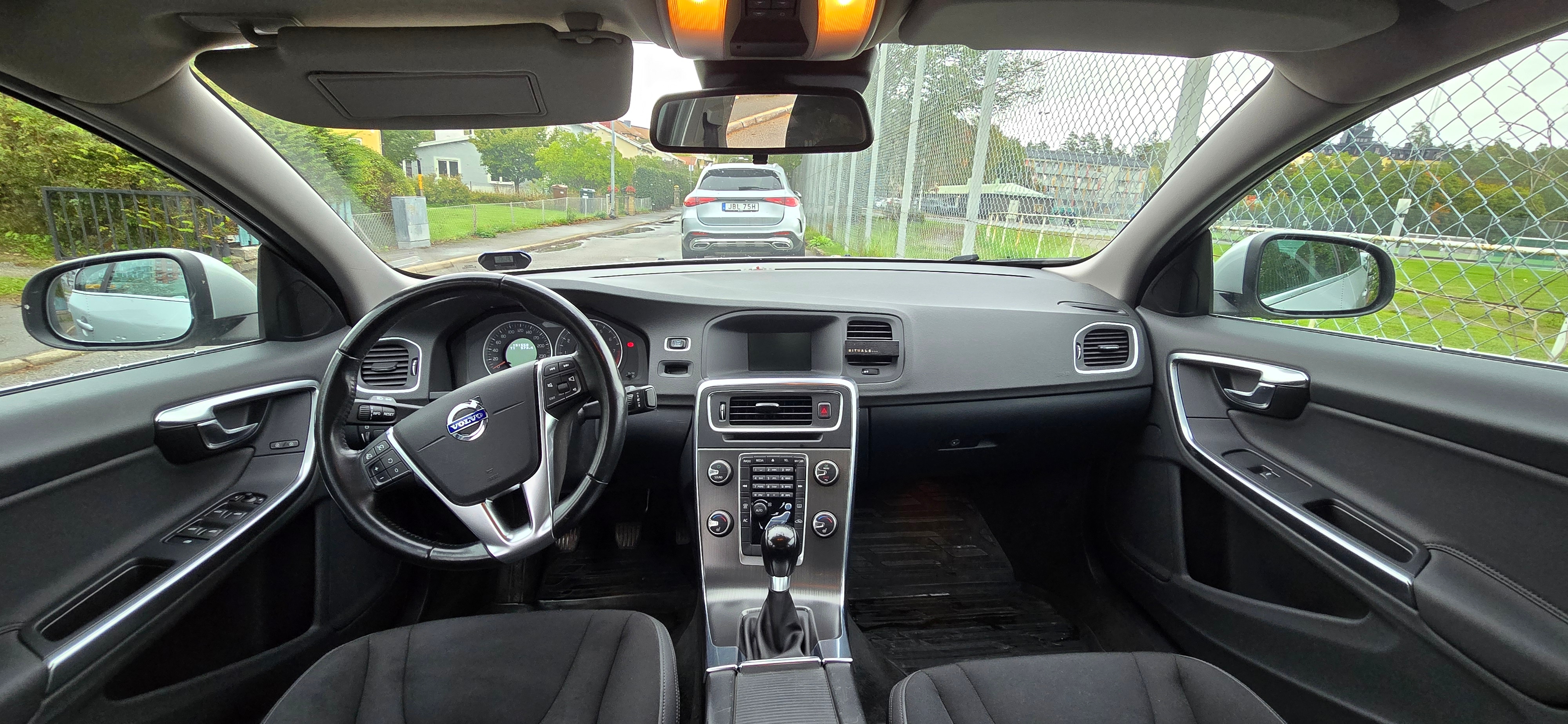 Volvo S60 T3 Manuell 2011, bild 4/10