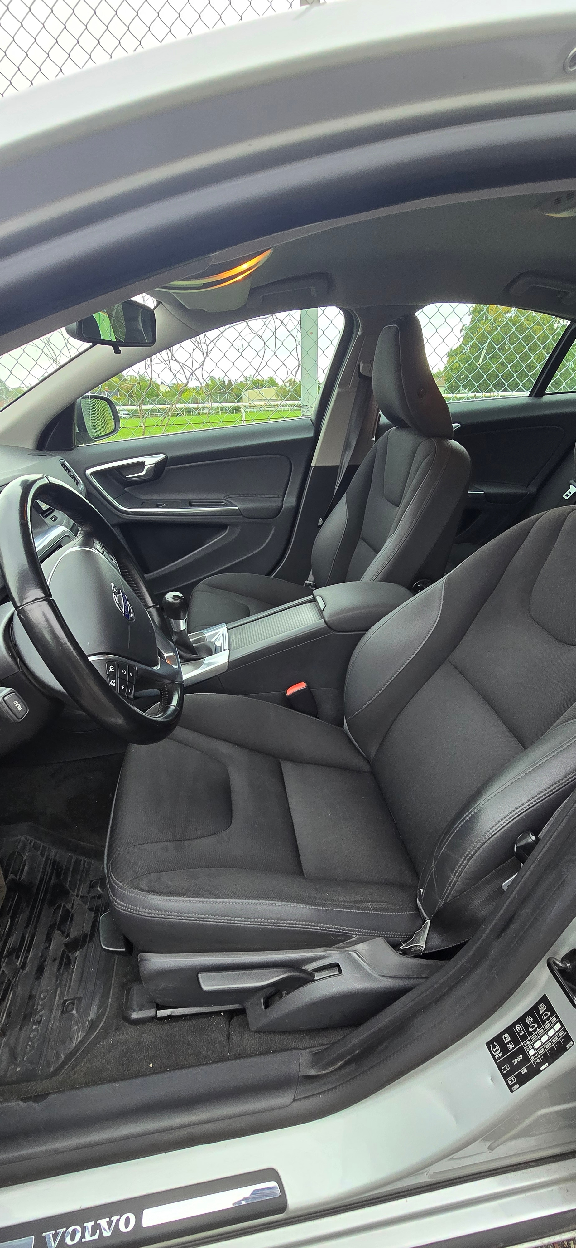 Volvo S60 T3 Manuell 2011, bild 5/10